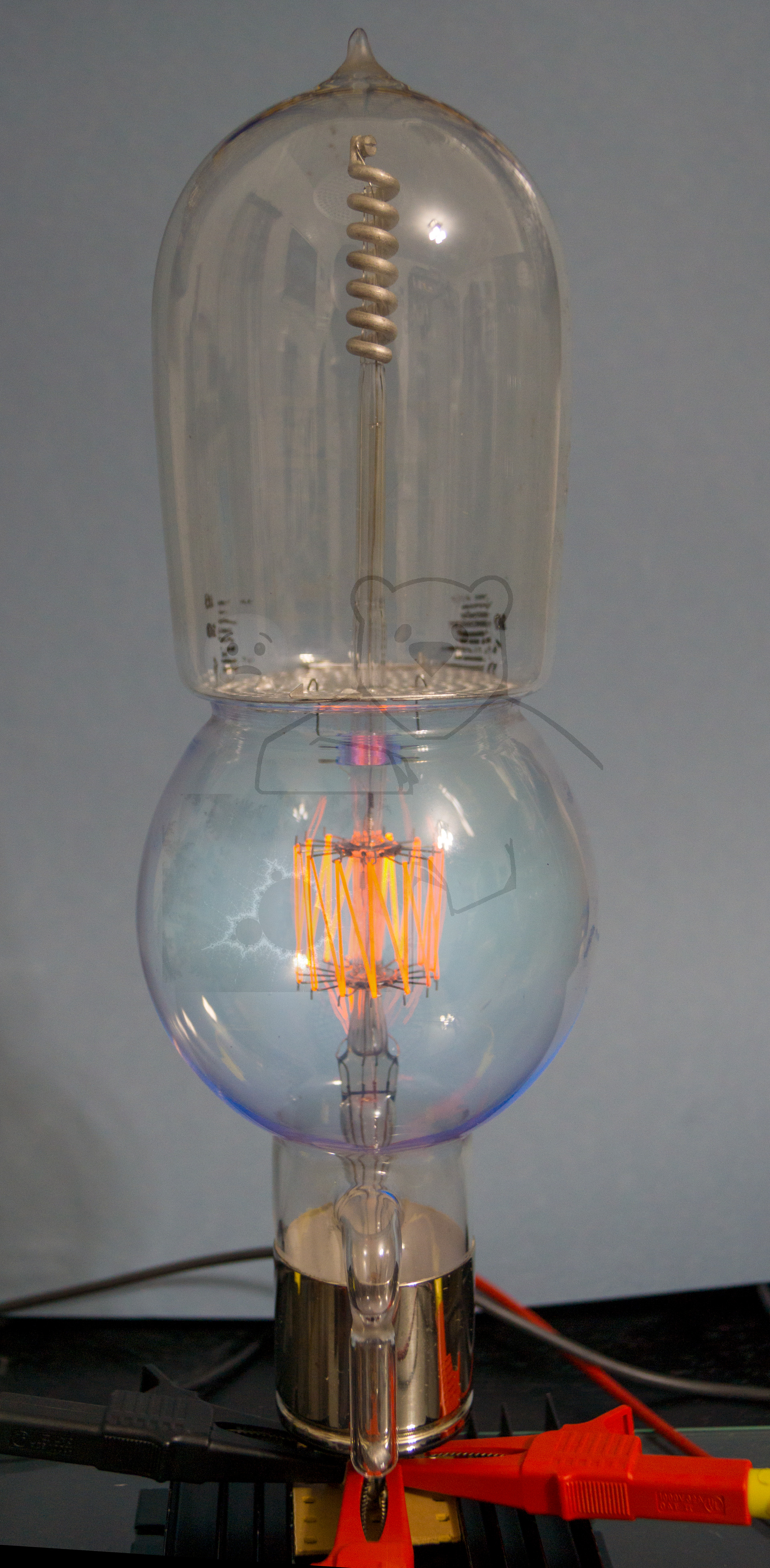 Liebenröhre, Seriennummer 'Ss990' Betrieb - Bild 01 - Angelegte Heizspannung