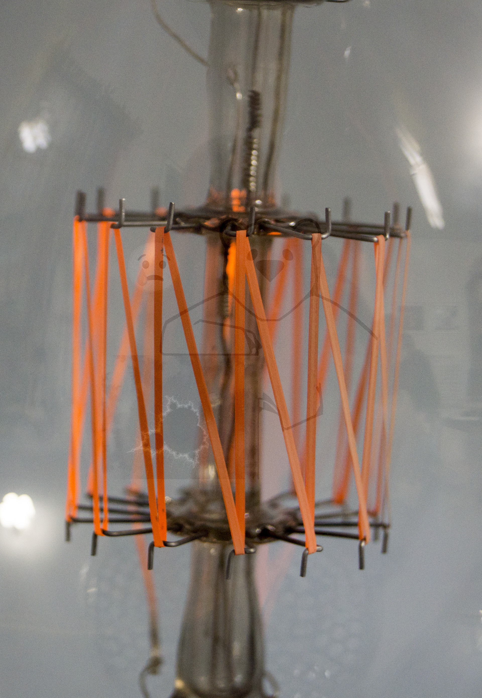 Liebenröhre, Seriennummer 'Ss990' Betrieb - Bild 07 - Detailansicht Heizfaden