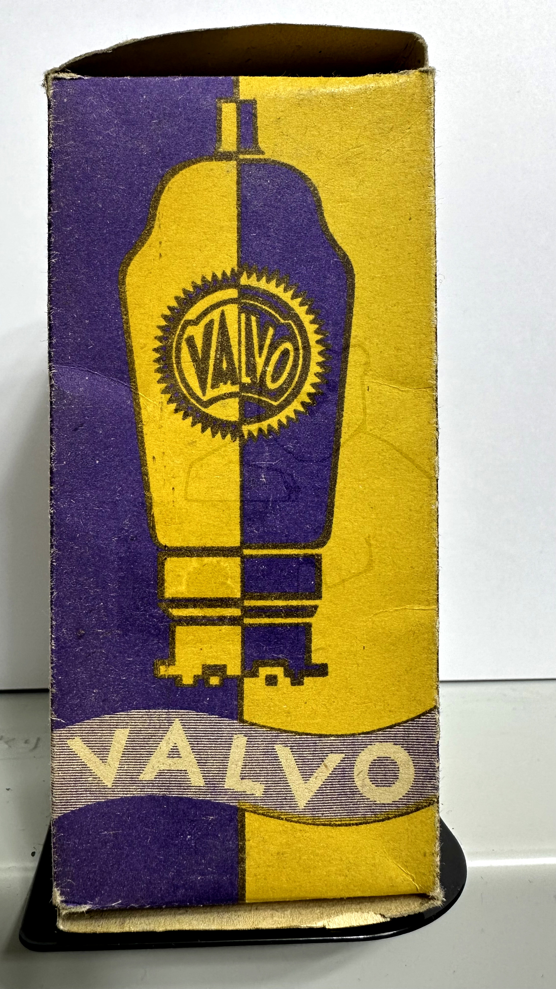 Röhre 4687 #6122 Verpackung Bild 1