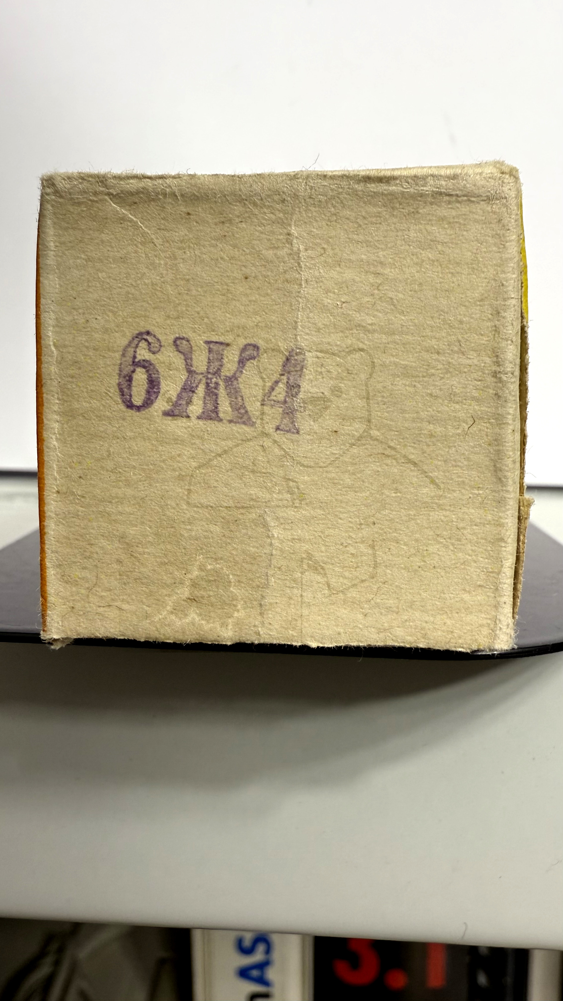 Röhre 6Ж4 #6732 Verpackung Bild 3