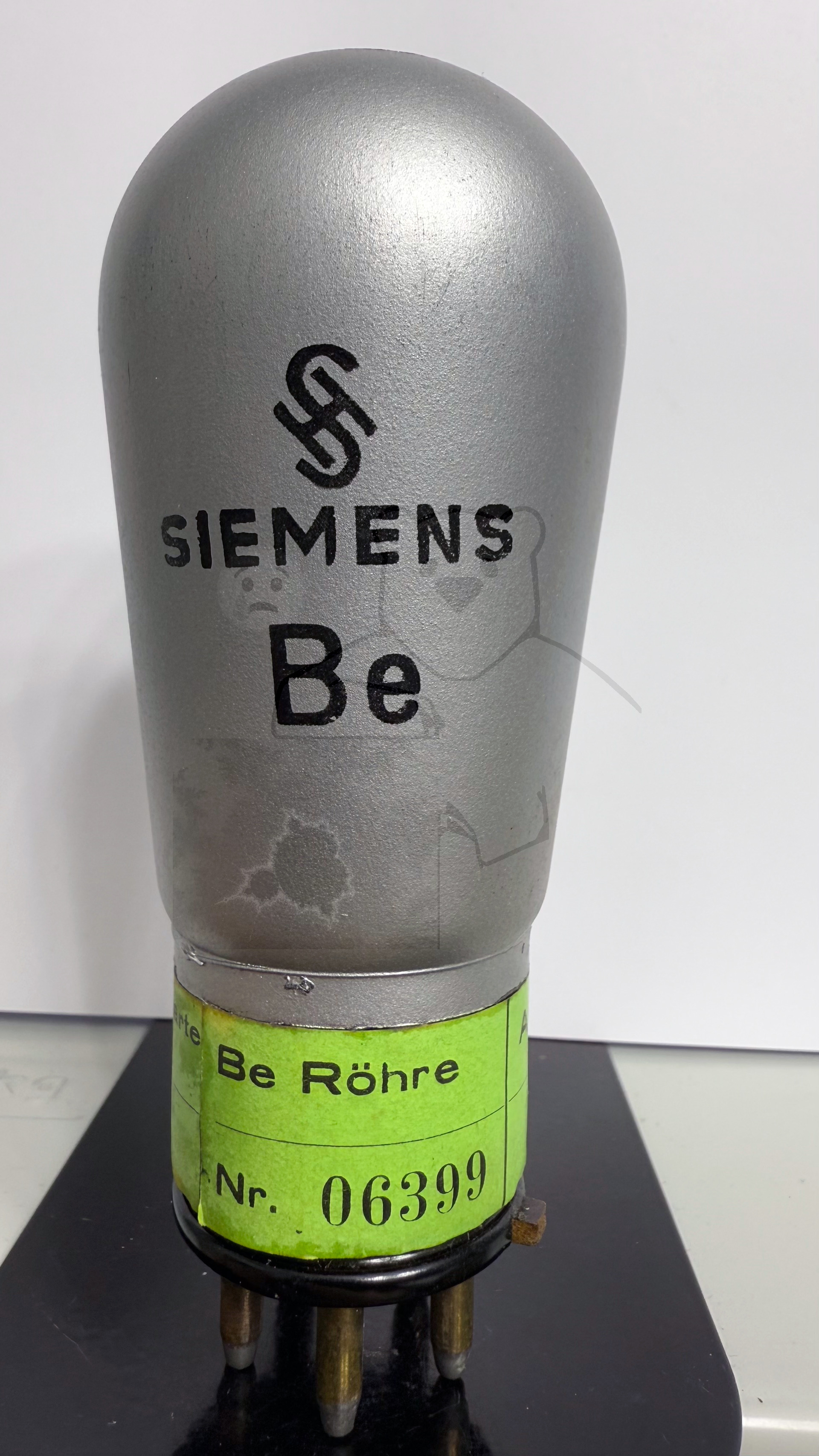 Röhre Be #7756 Bild 1