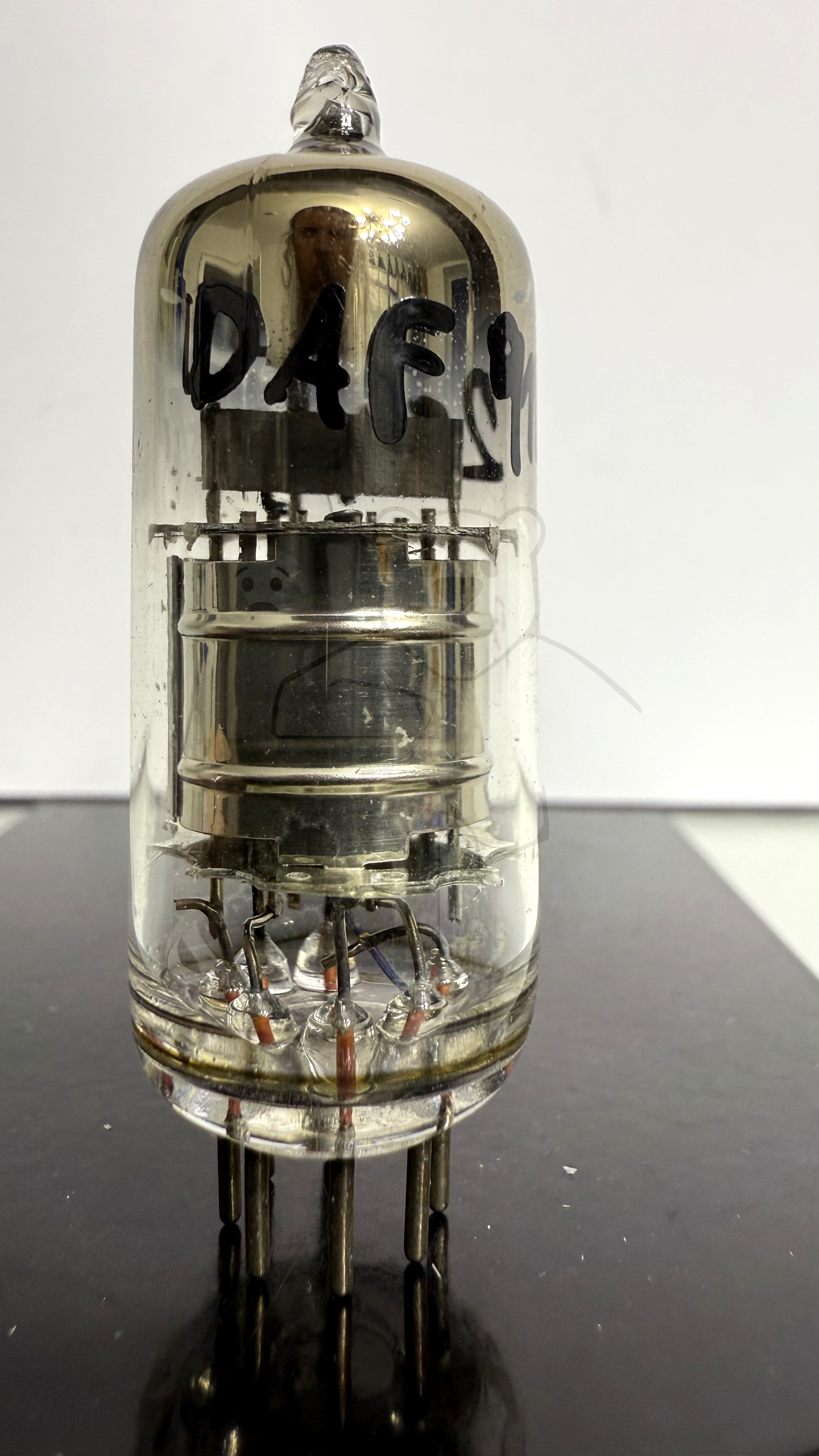 Röhre DAF91 #2545 Bild 1