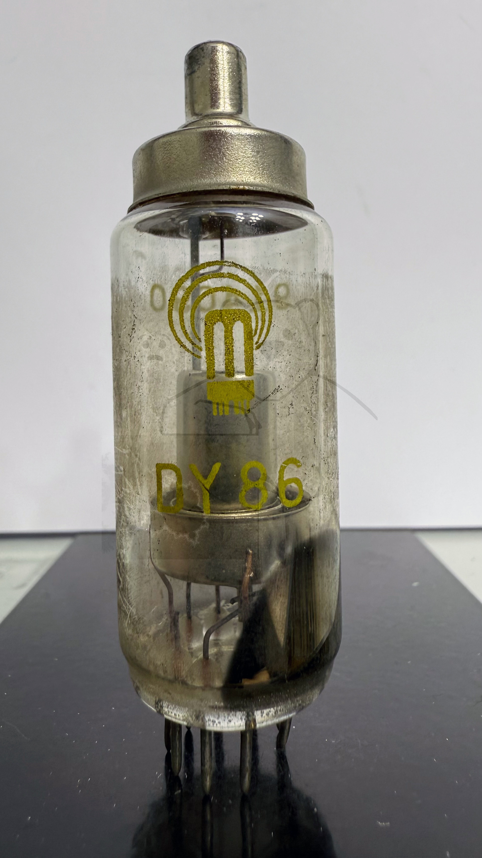 Röhre DY86 #4892 Bild 1