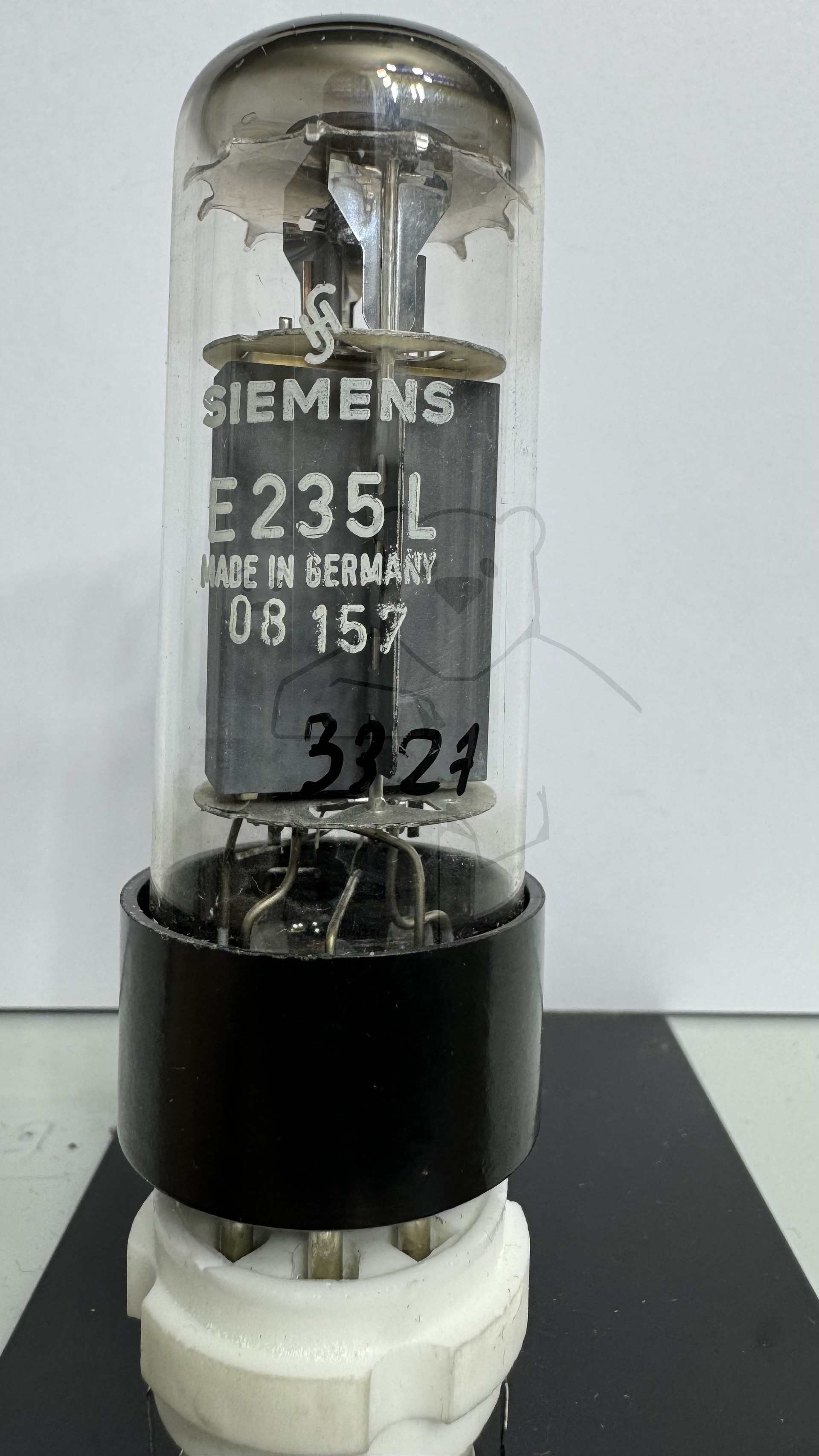 Röhre E235L #3327 Bild 1