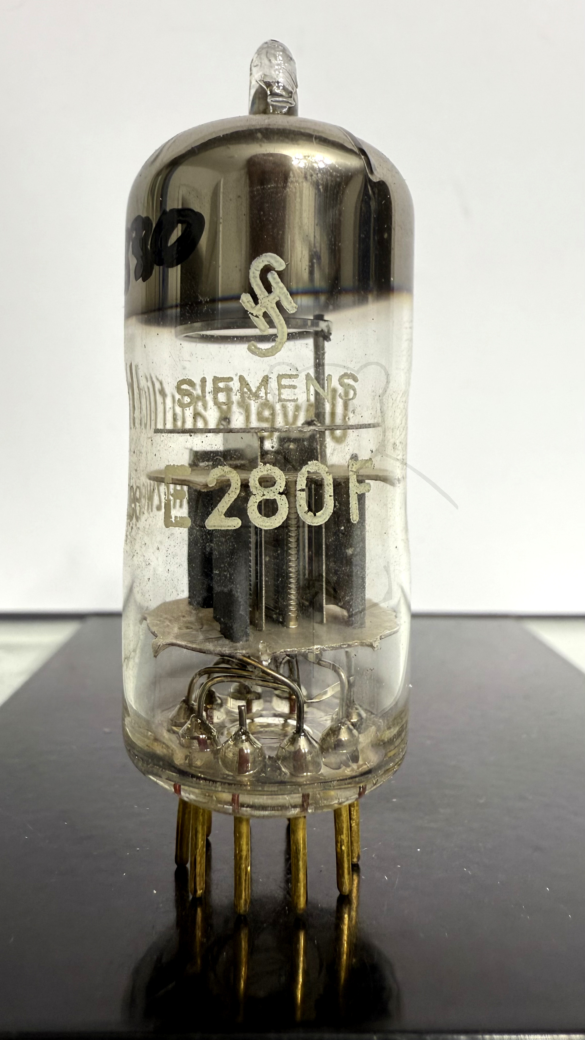 Röhre E280F #1330 Bild 1