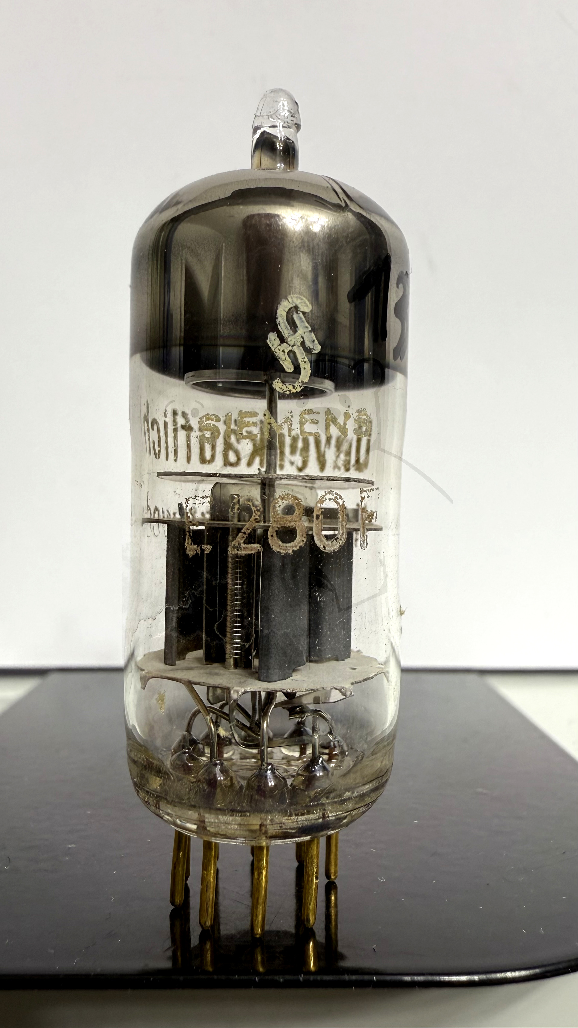 Röhre E280F #1355 Bild 1