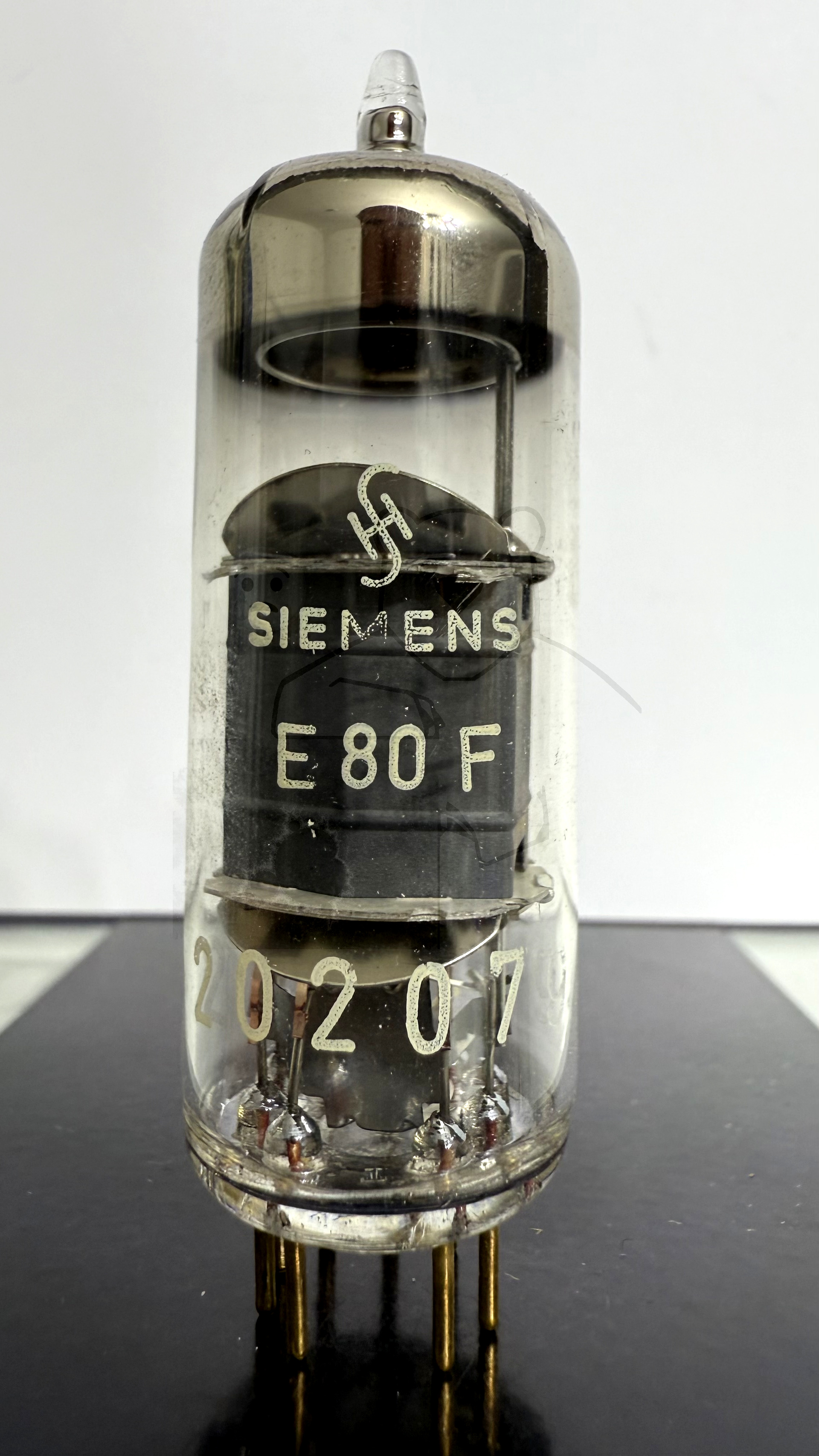 Röhre E80F #7304 Bild 1