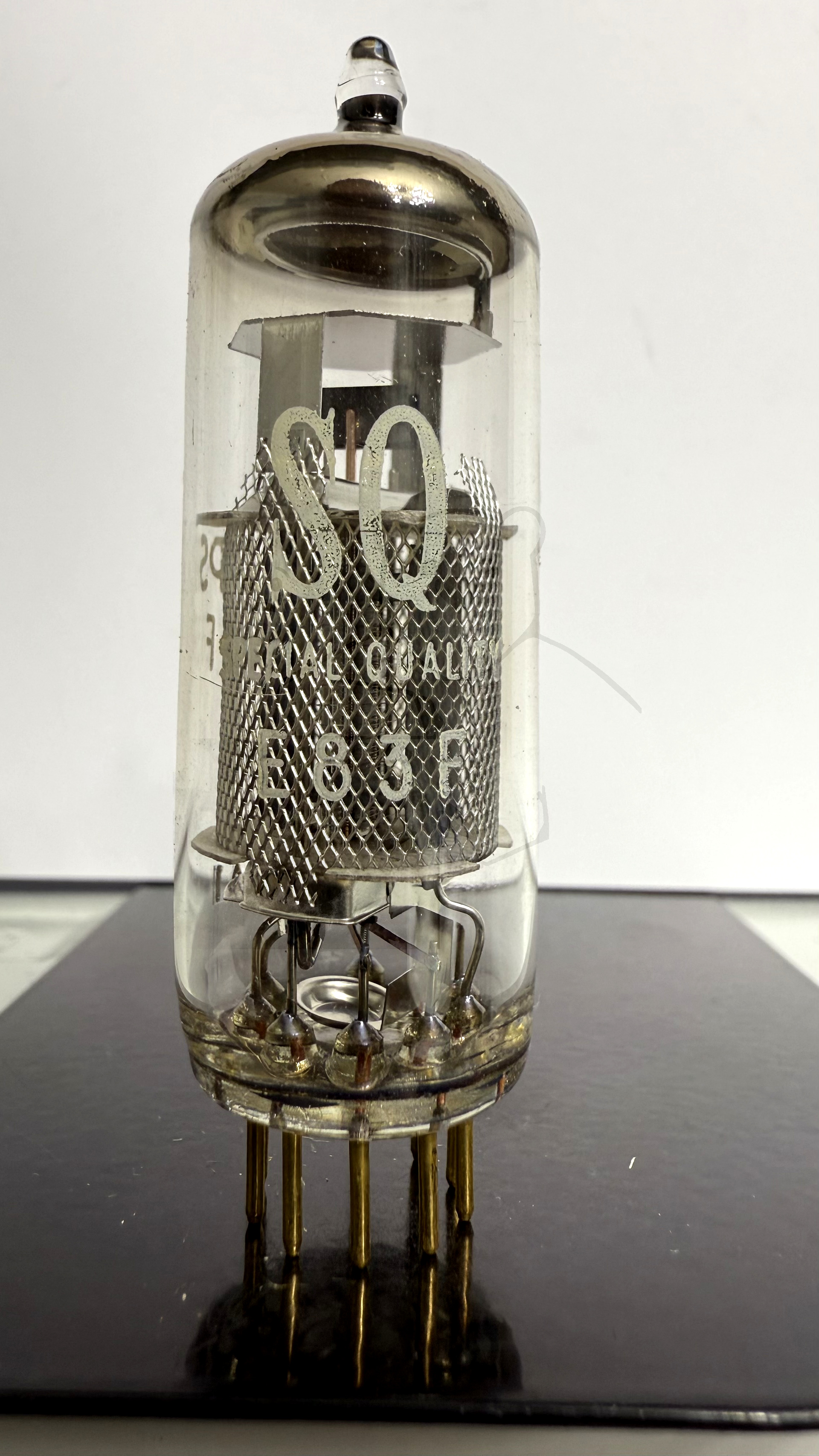 Röhre E83F #3845 Bild 1