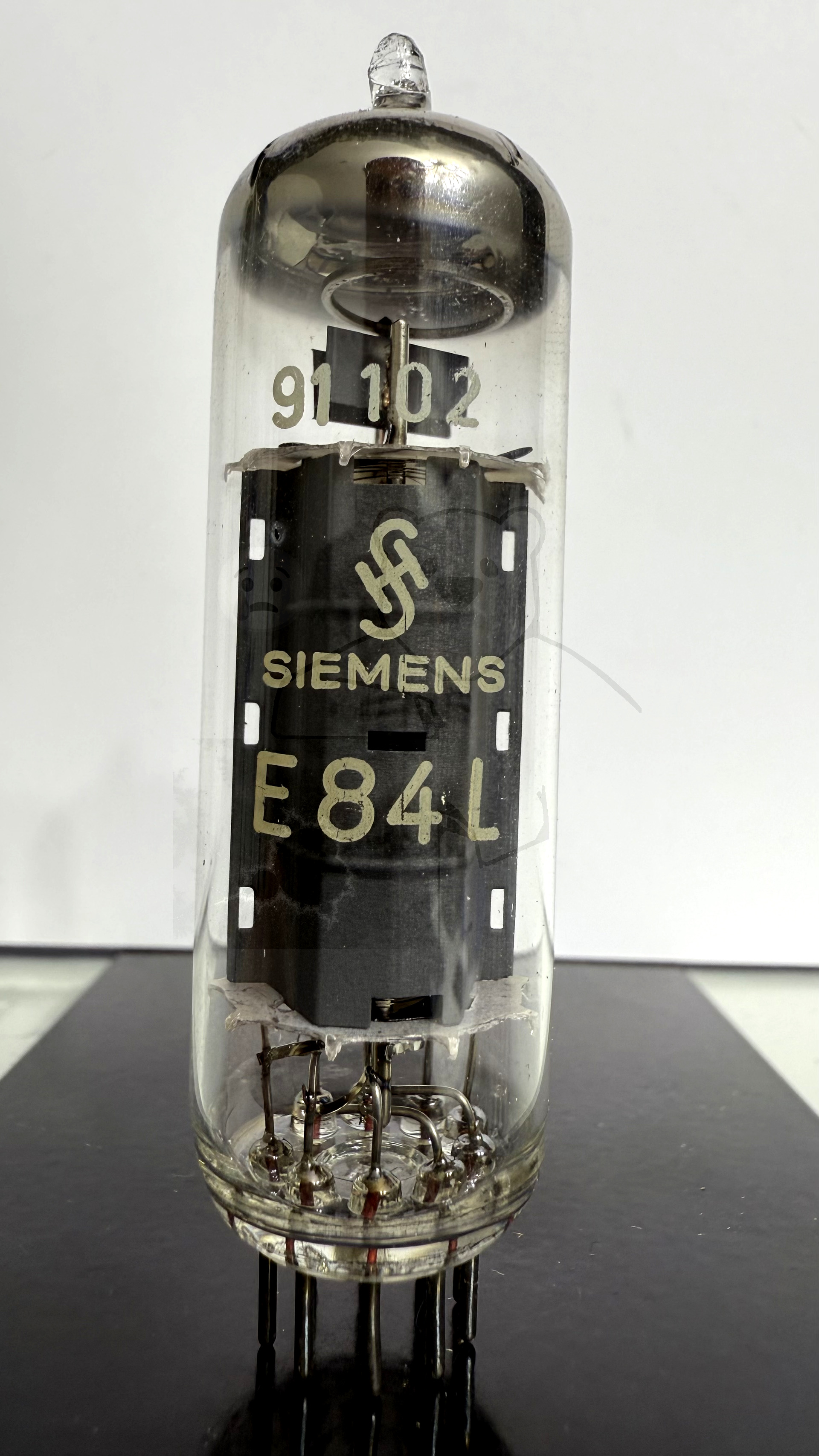 Röhre E84L #7282 Bild 1