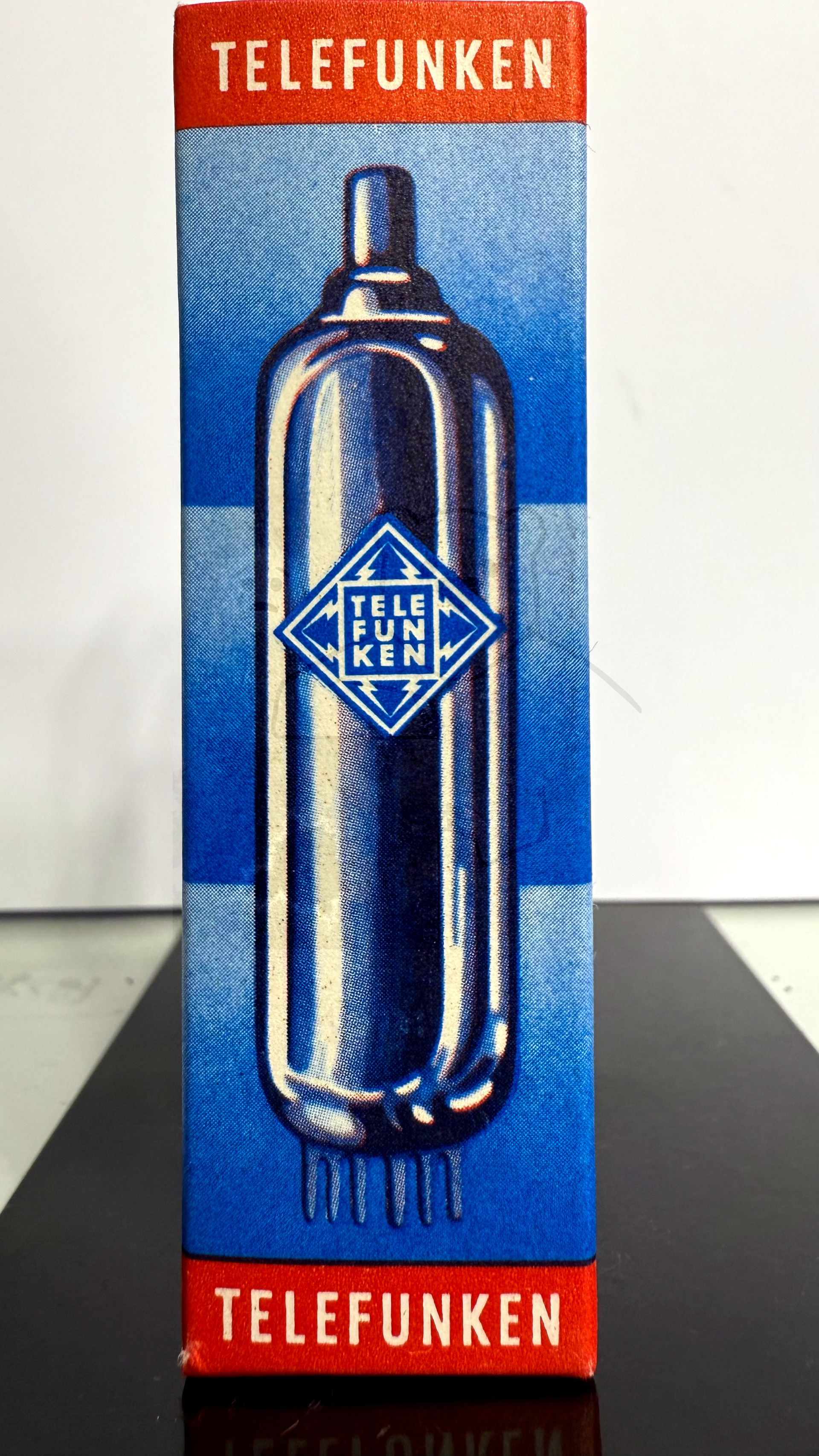 Röhre EAM86 #6952 Verpackung Bild 1