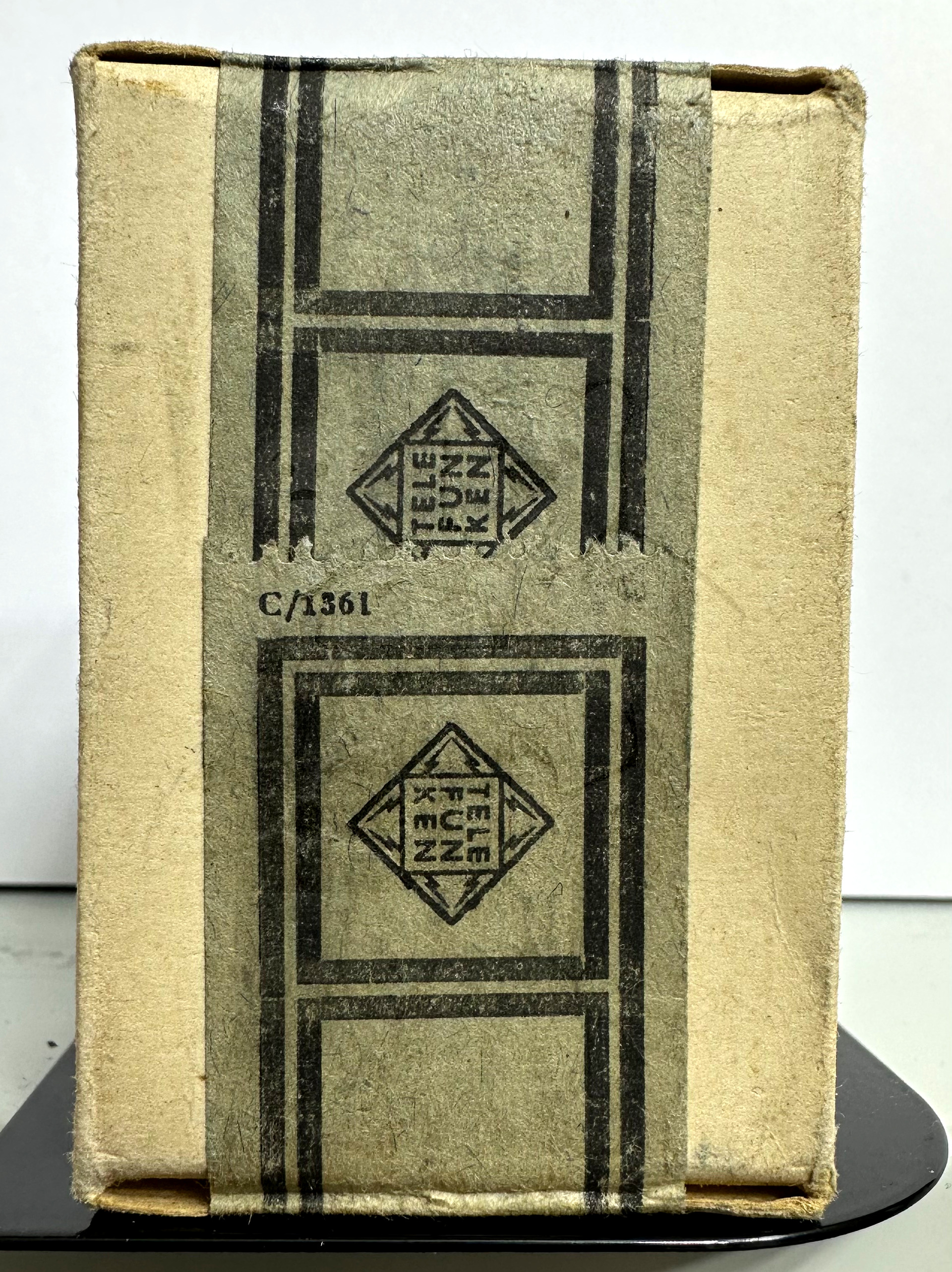 Röhre EB11 #0141 Verpackung Bild 2