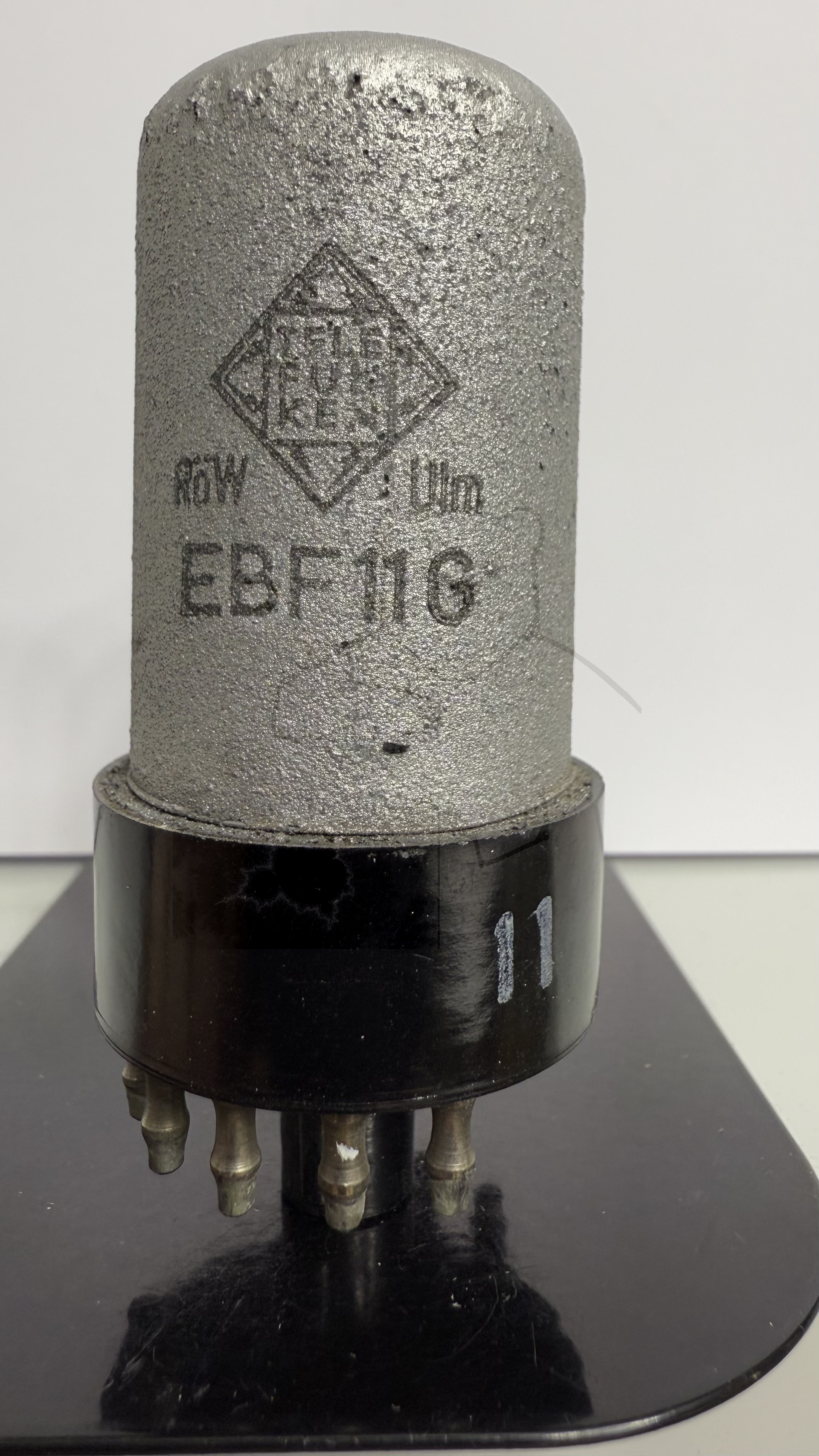 Röhre EBF11G #0064 Bild 1