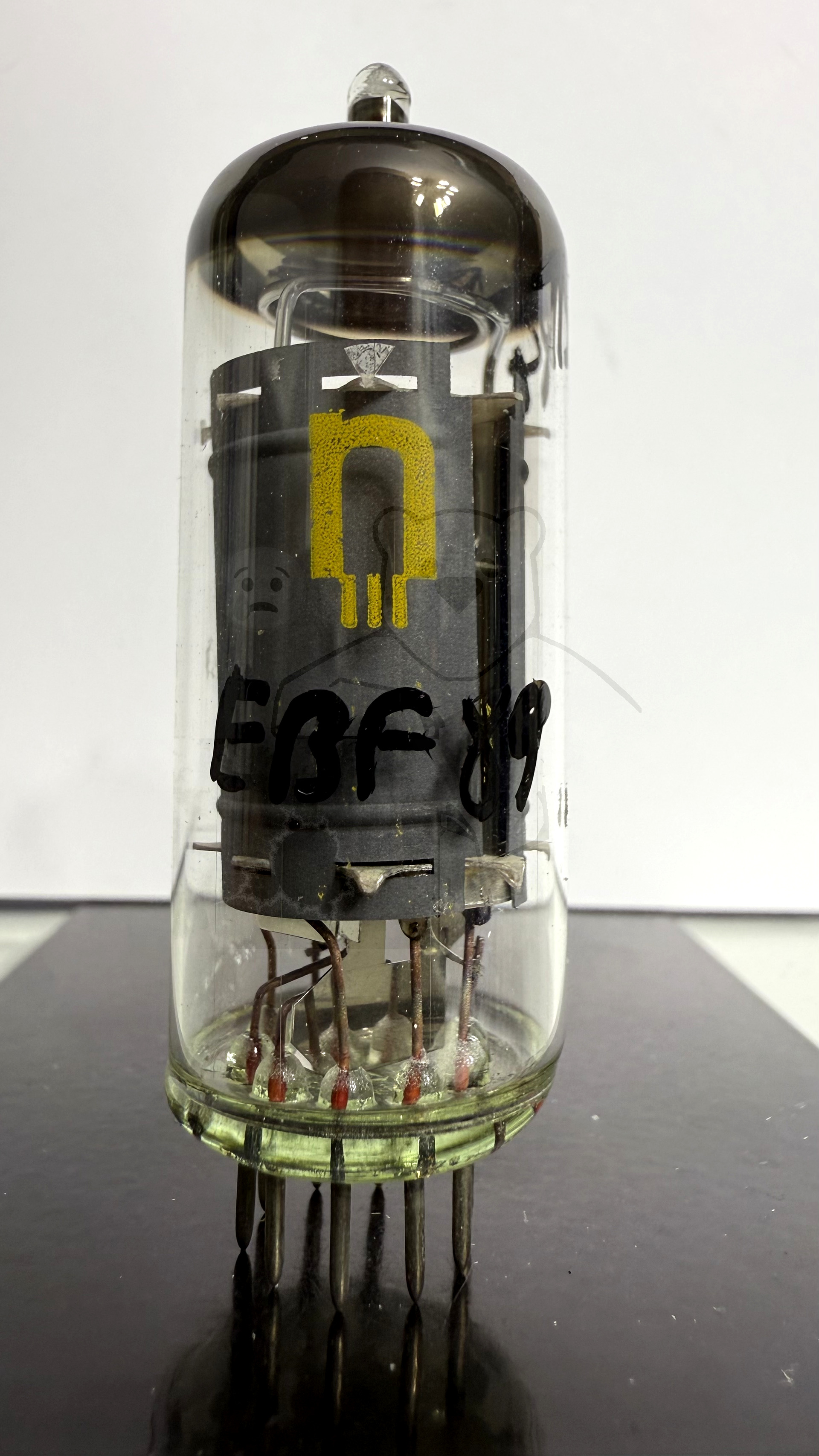 Röhre EBF89 #1584 Bild 1