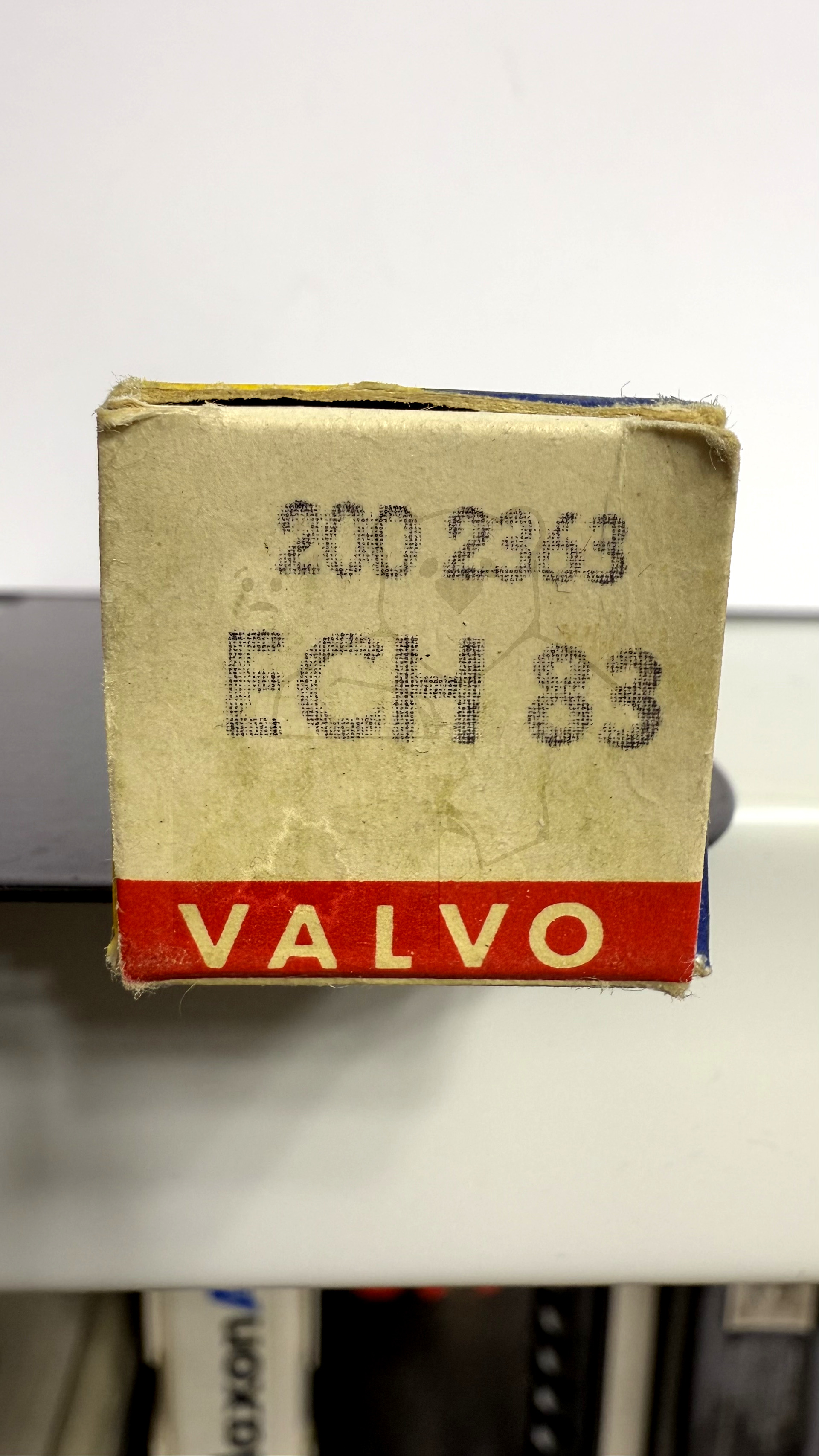 Röhre ECH83 #6725 Verpackung Bild 3