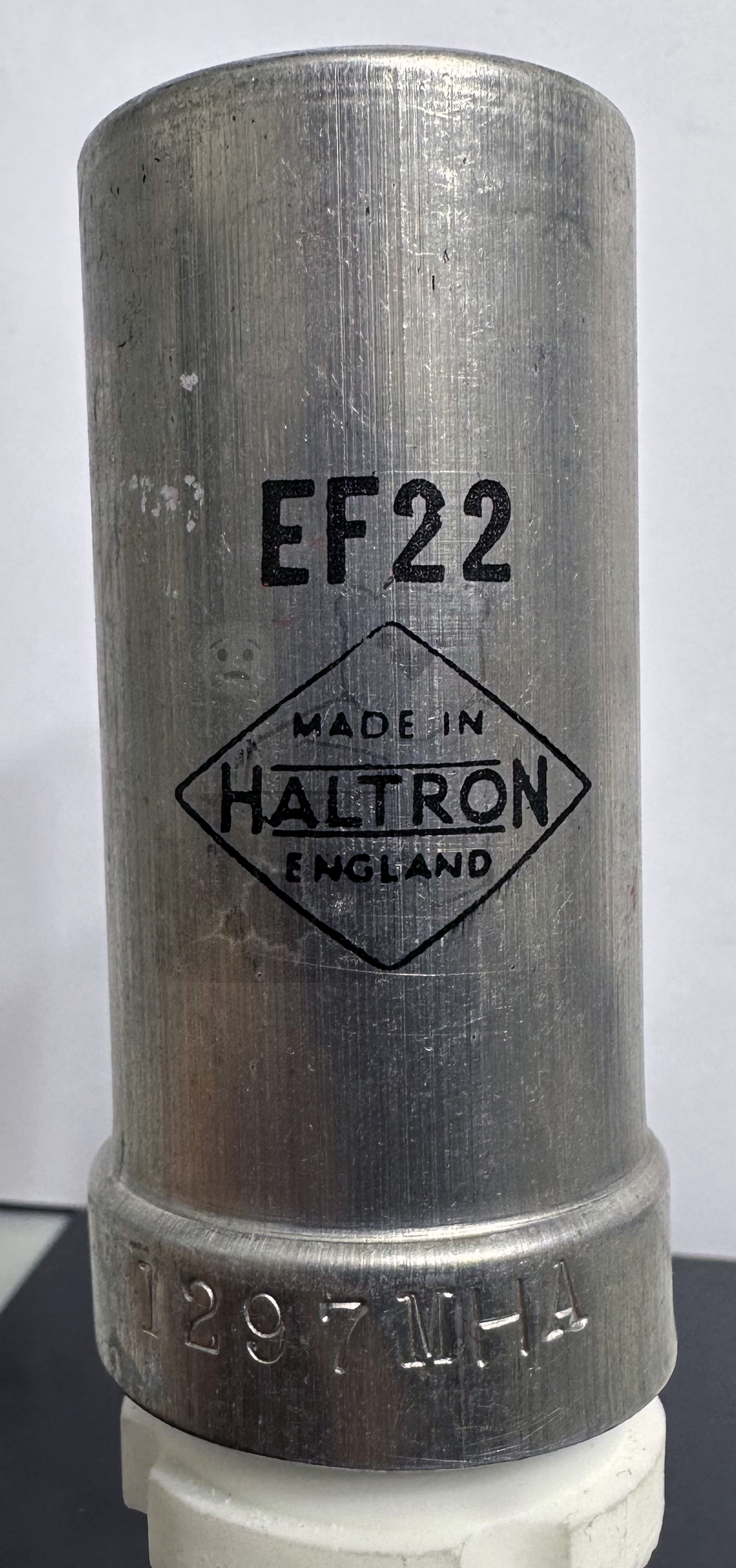 Röhre EF22 #3618 Bild 1