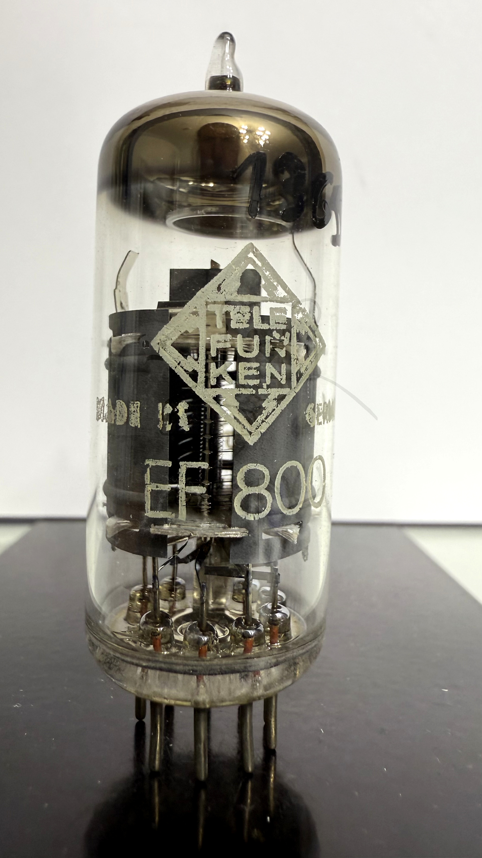 Röhre EF800 #1365 Bild 1