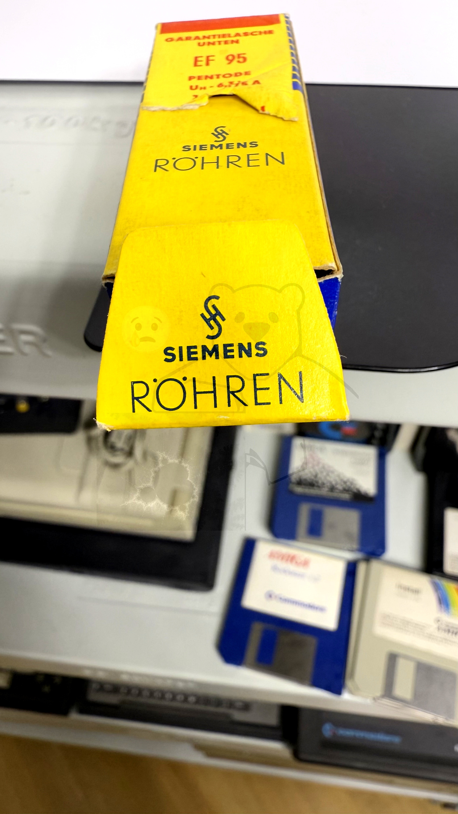 Röhre EF95 #7892 Verpackung Bild 6