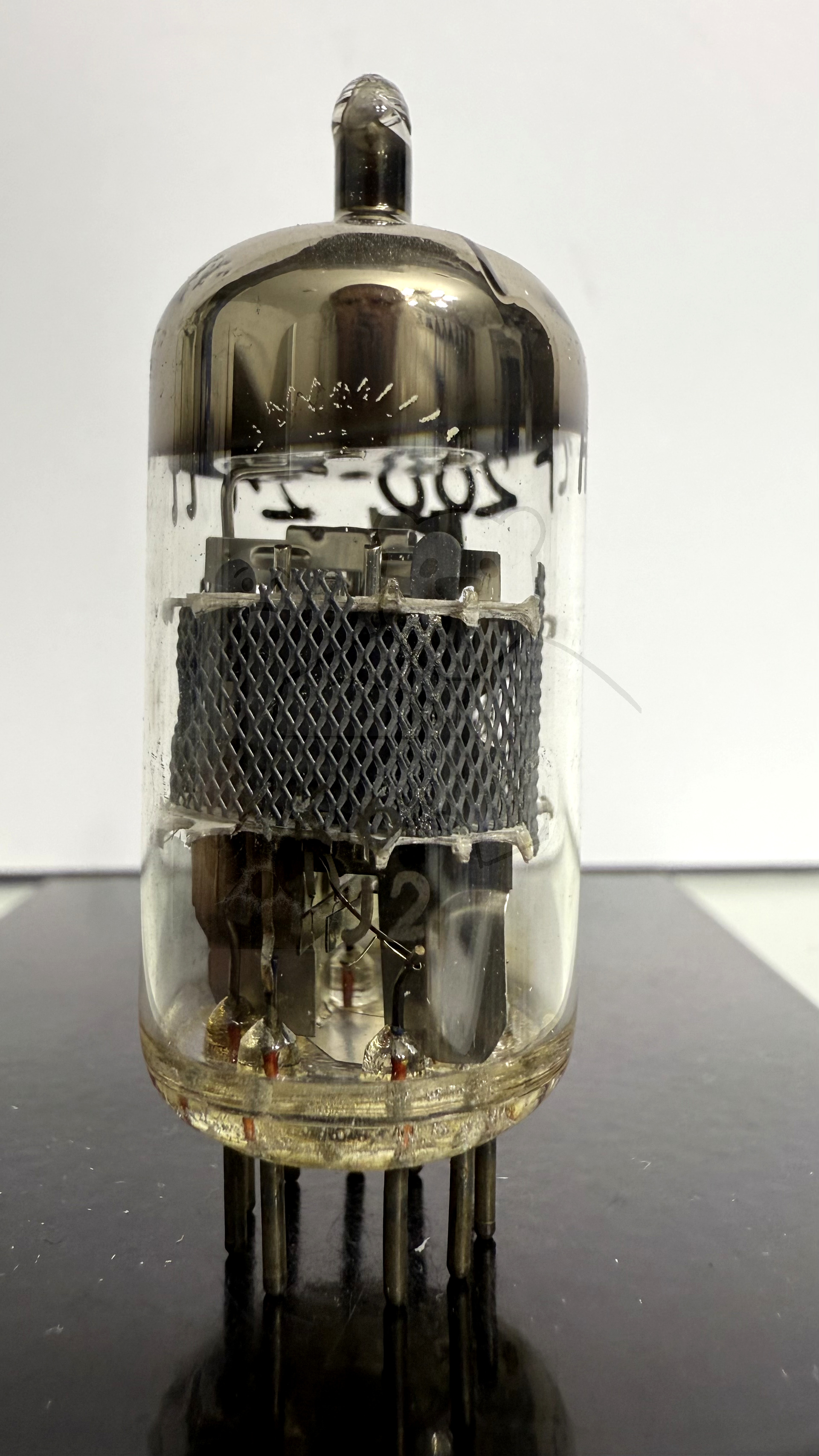 Röhre PCF200 #2197 Bild 1