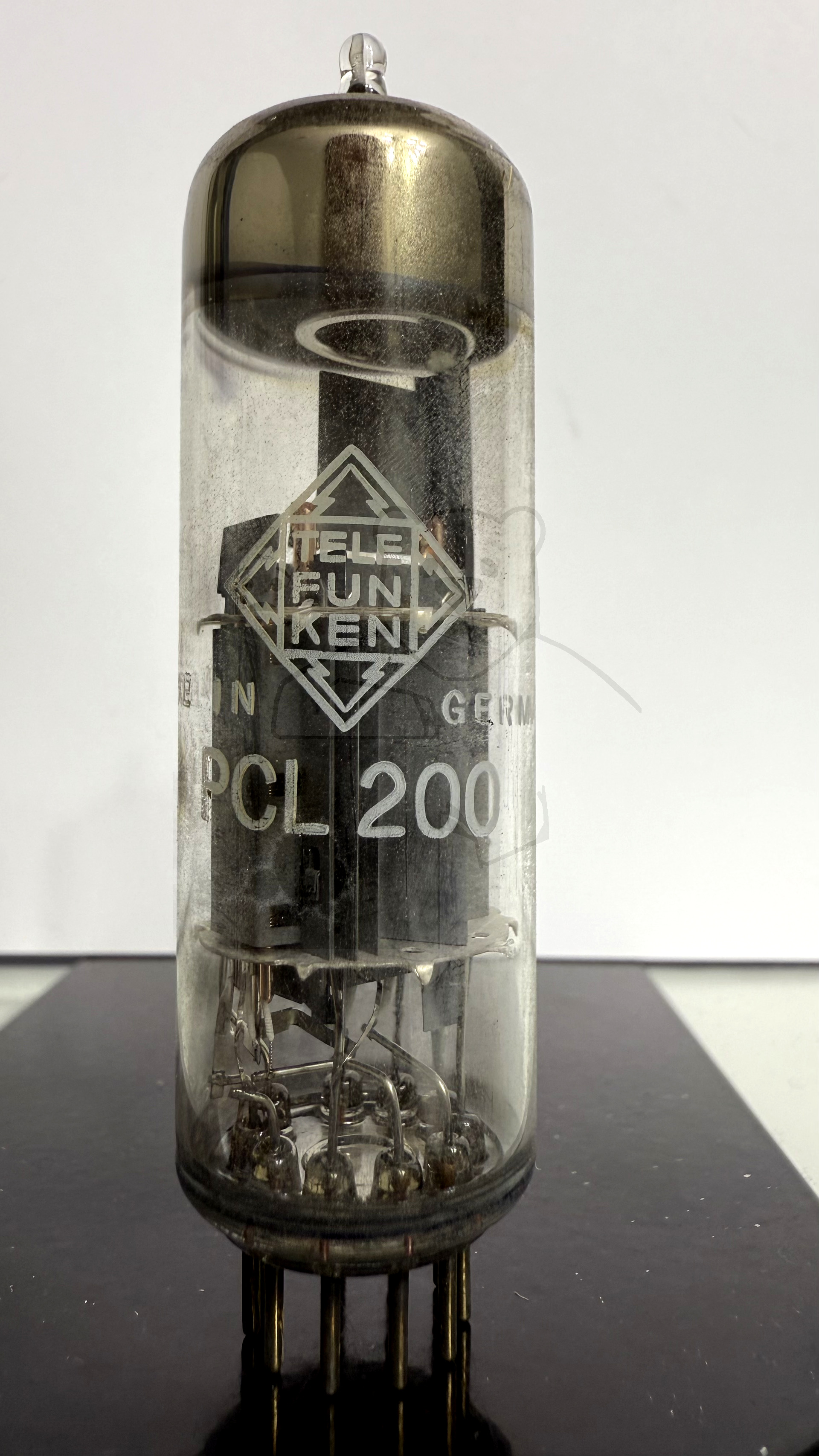 Röhre PCL200 #1298 Bild 1