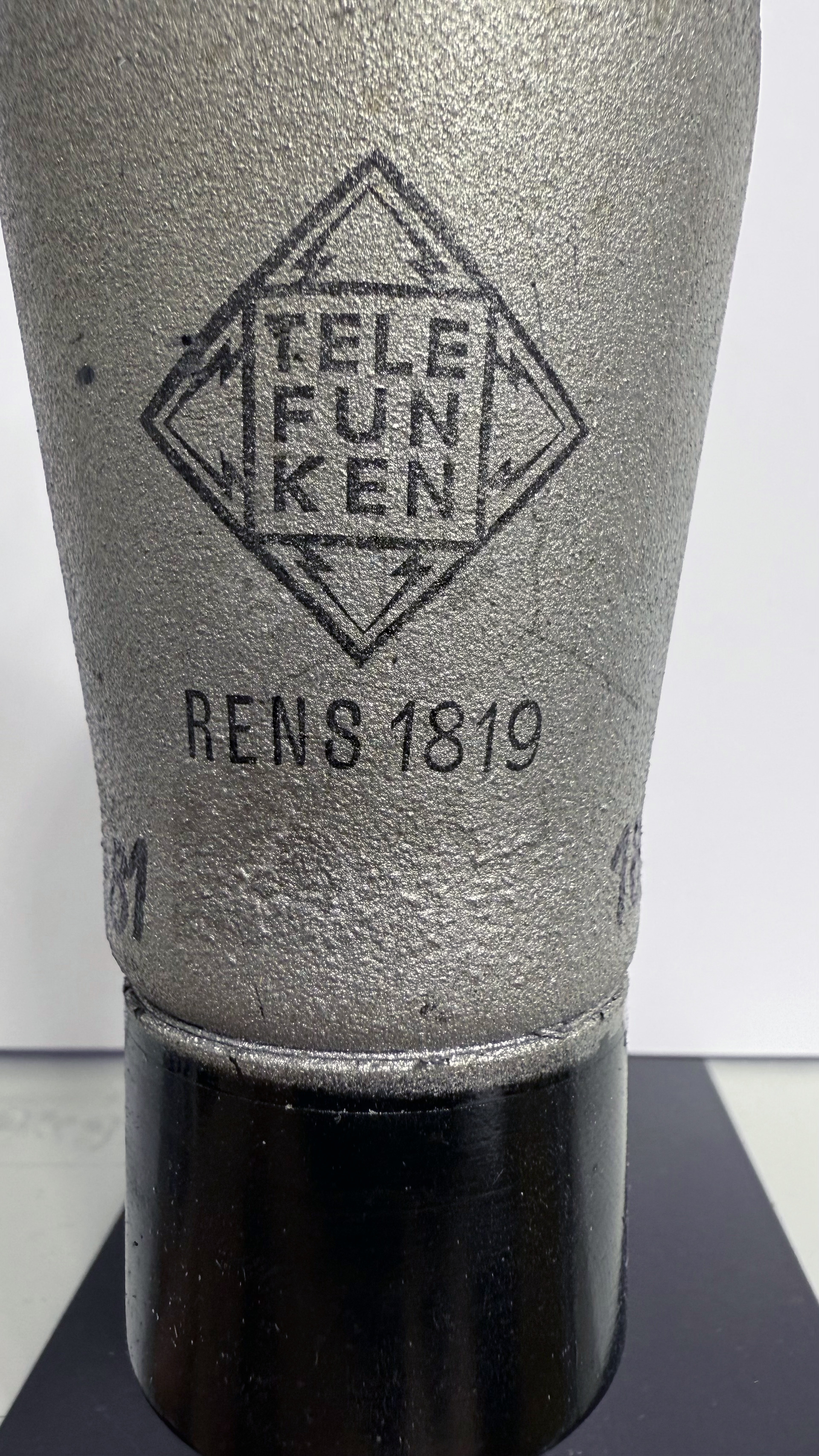 Röhre RENS1819 Bild 2