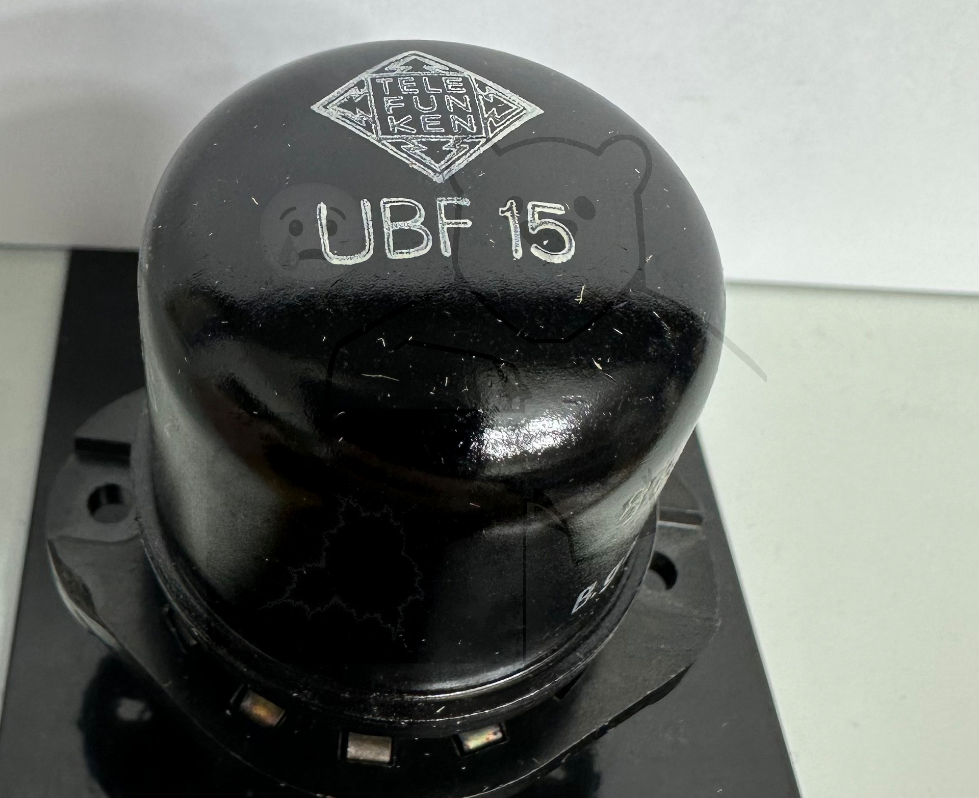 Röhre UBF15 #4811 Bild 1