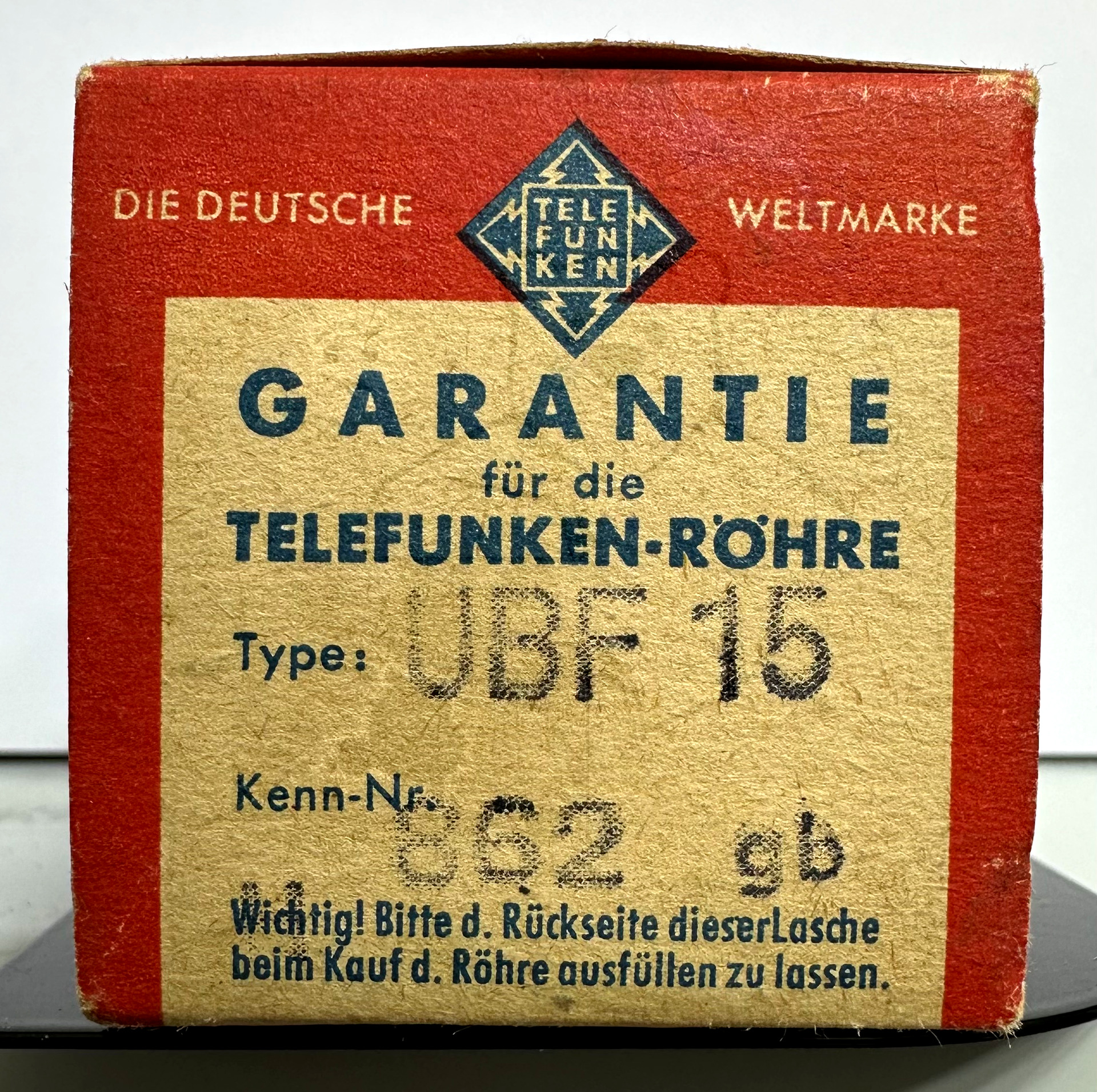 Röhre UBF15 #4811 Verpackung Bild 1