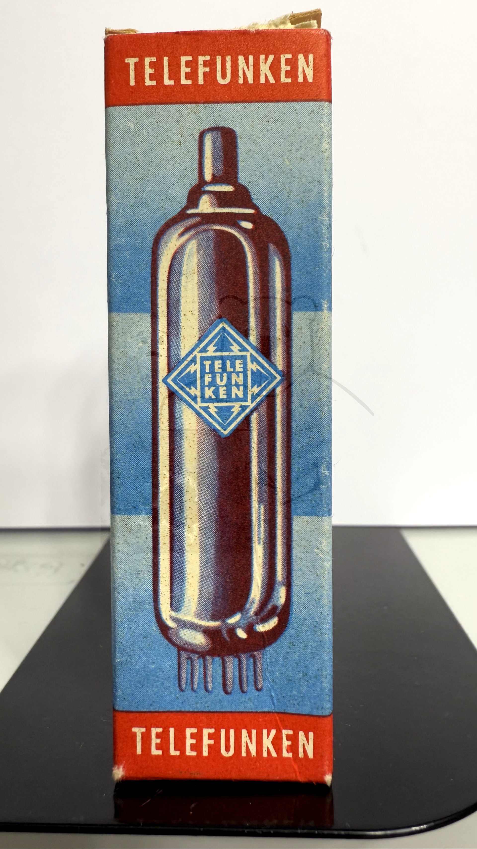 Röhre UBF89 #5927 Verpackung Bild 1