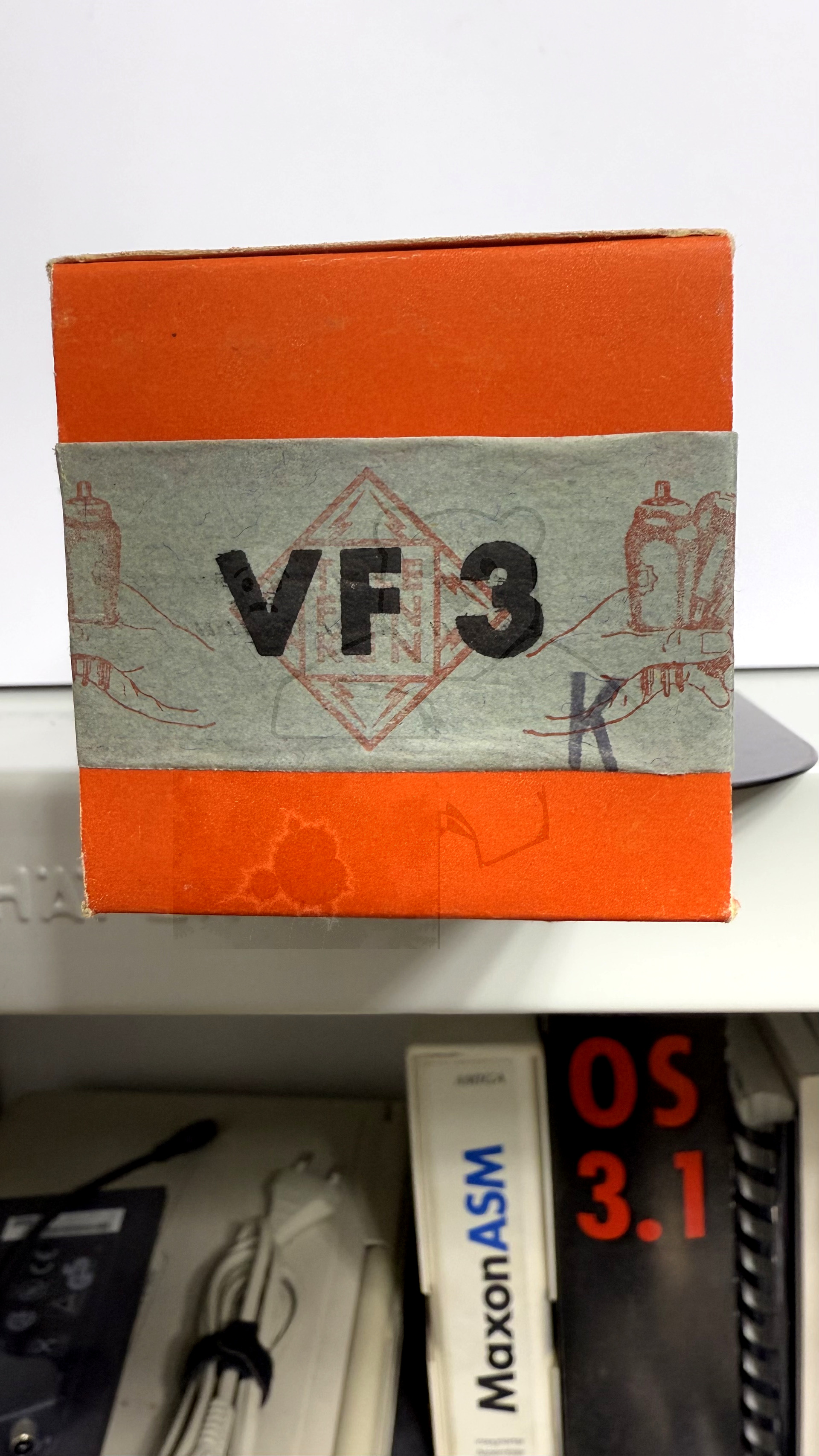 Röhre VF3 #6857 Verpackung Bild 3