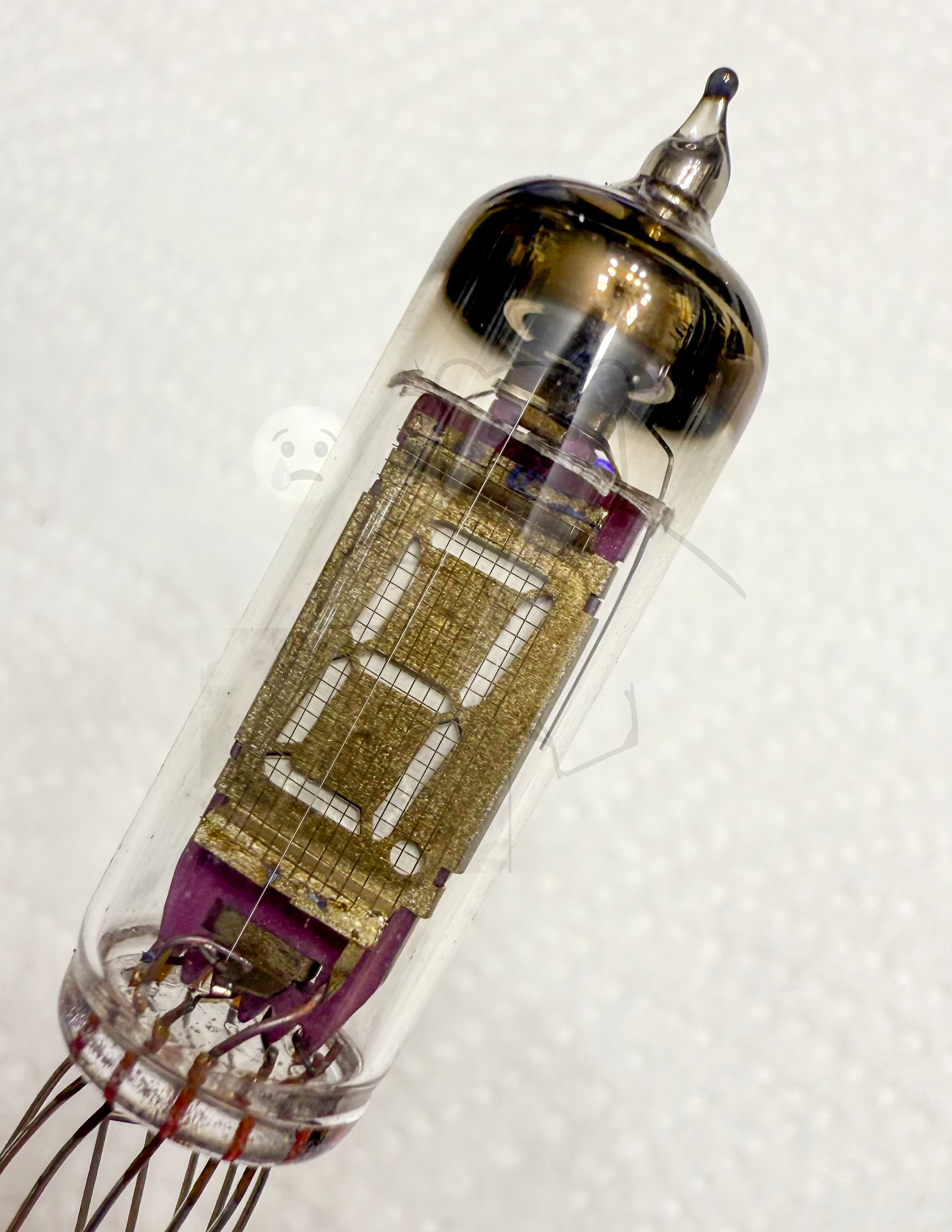 Röhre ИВ-6 #3946 Bild 1