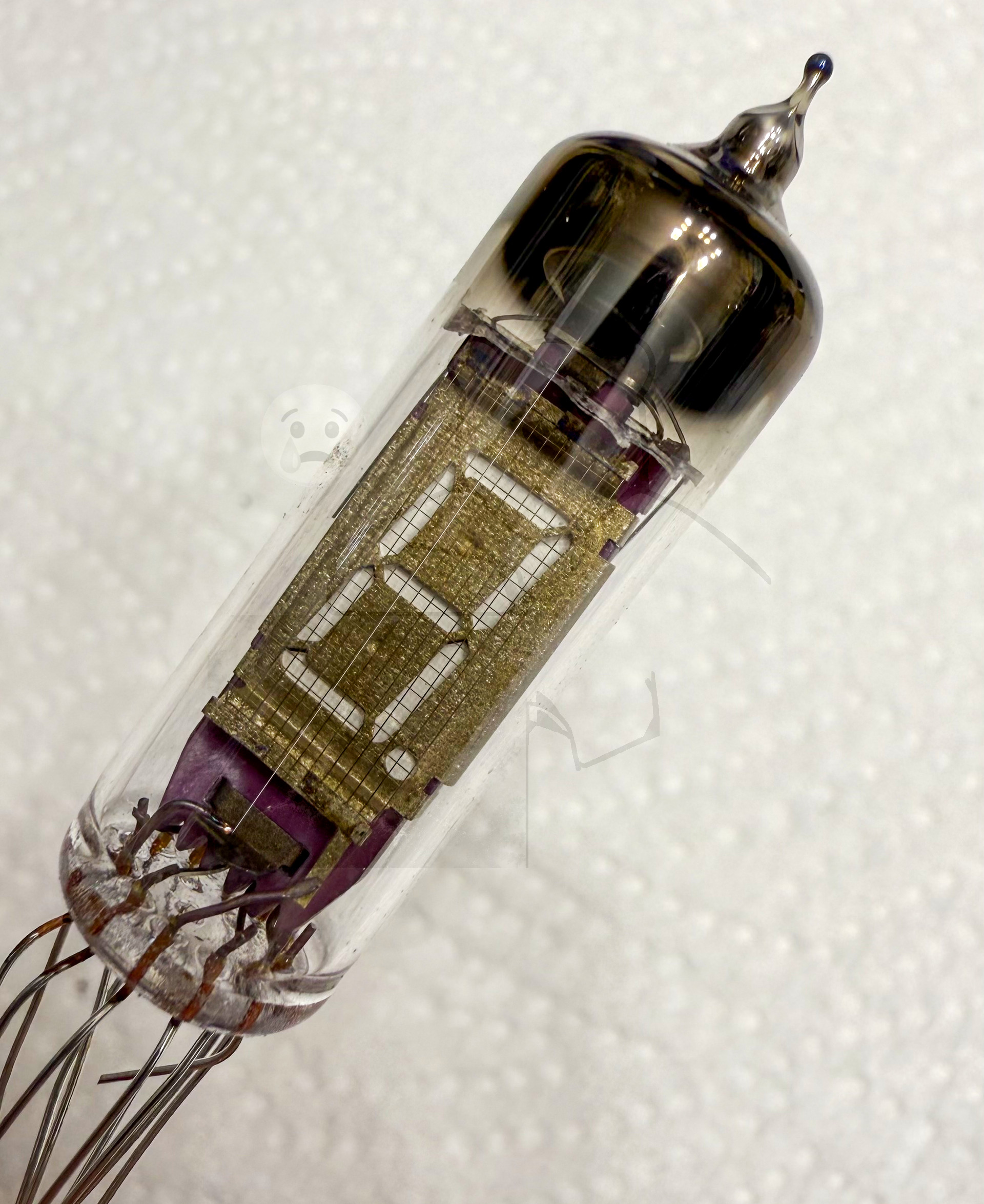 Röhre ИВ-6 #3950 Bild 1