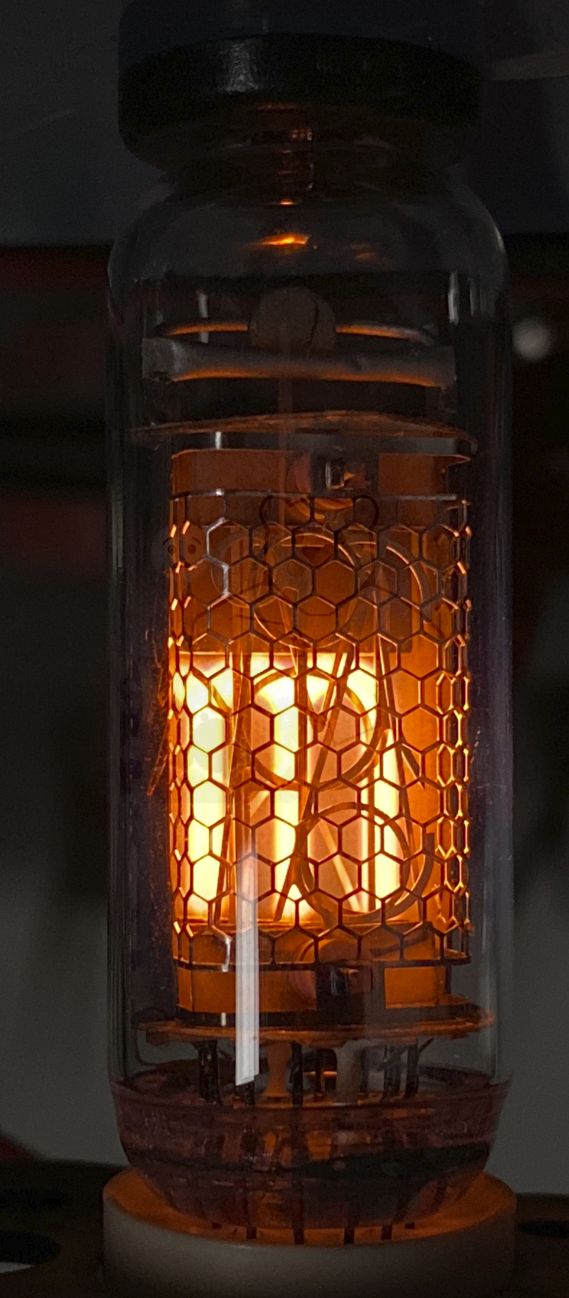 Röhre ИН-19А Symbol M (Klein)