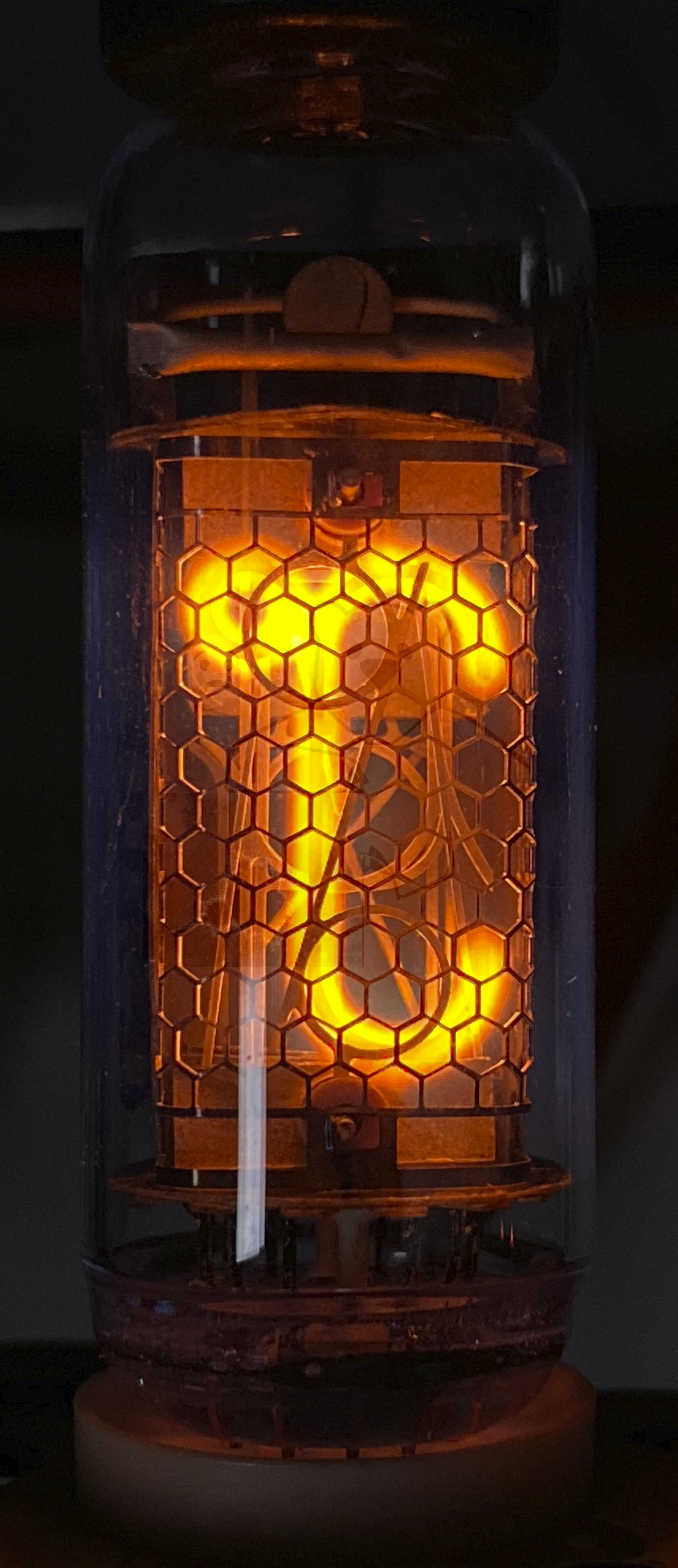 Röhre ИН-19А Symbol °C