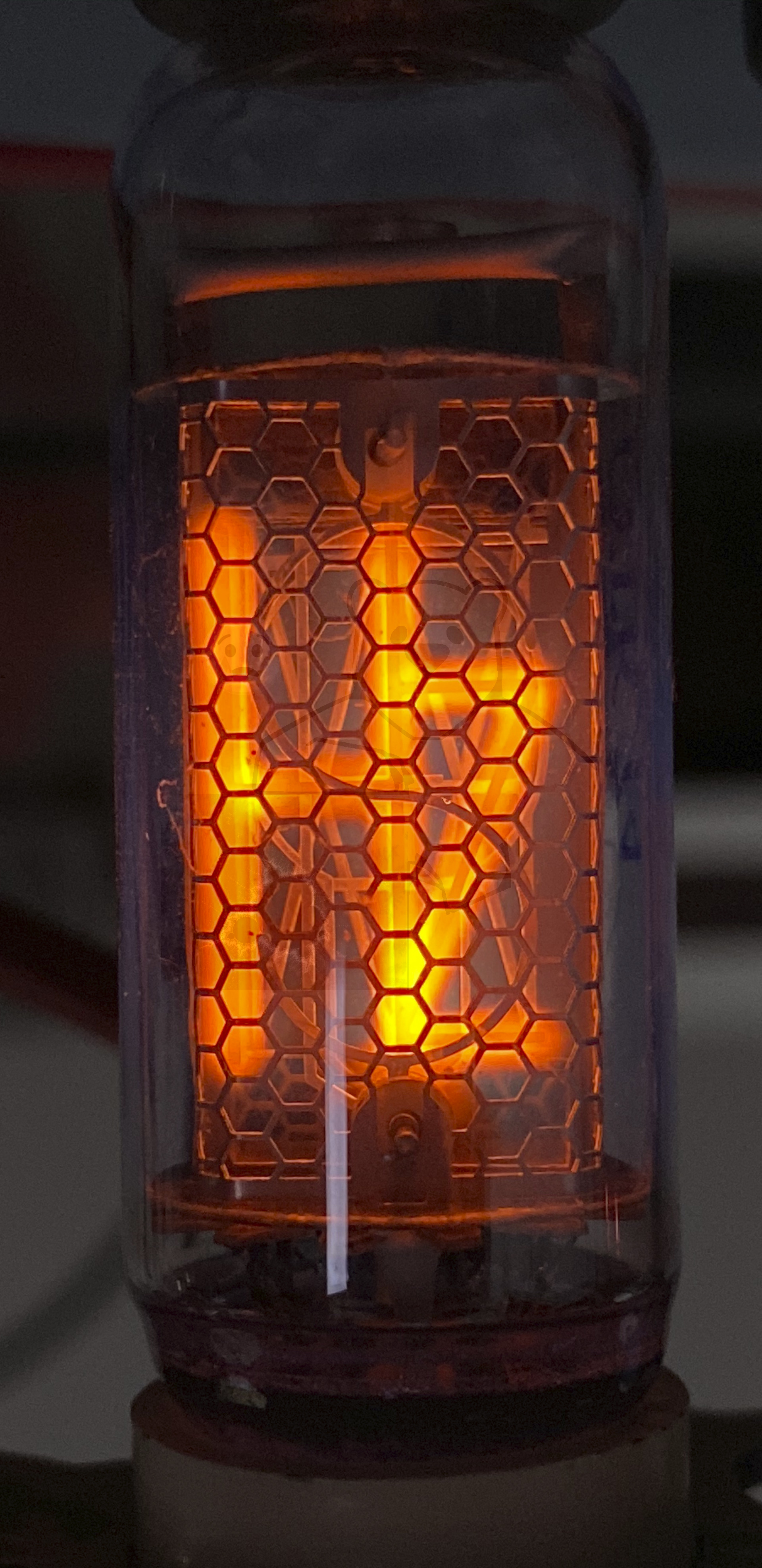 Röhre ИН-19Б Symbol Hz