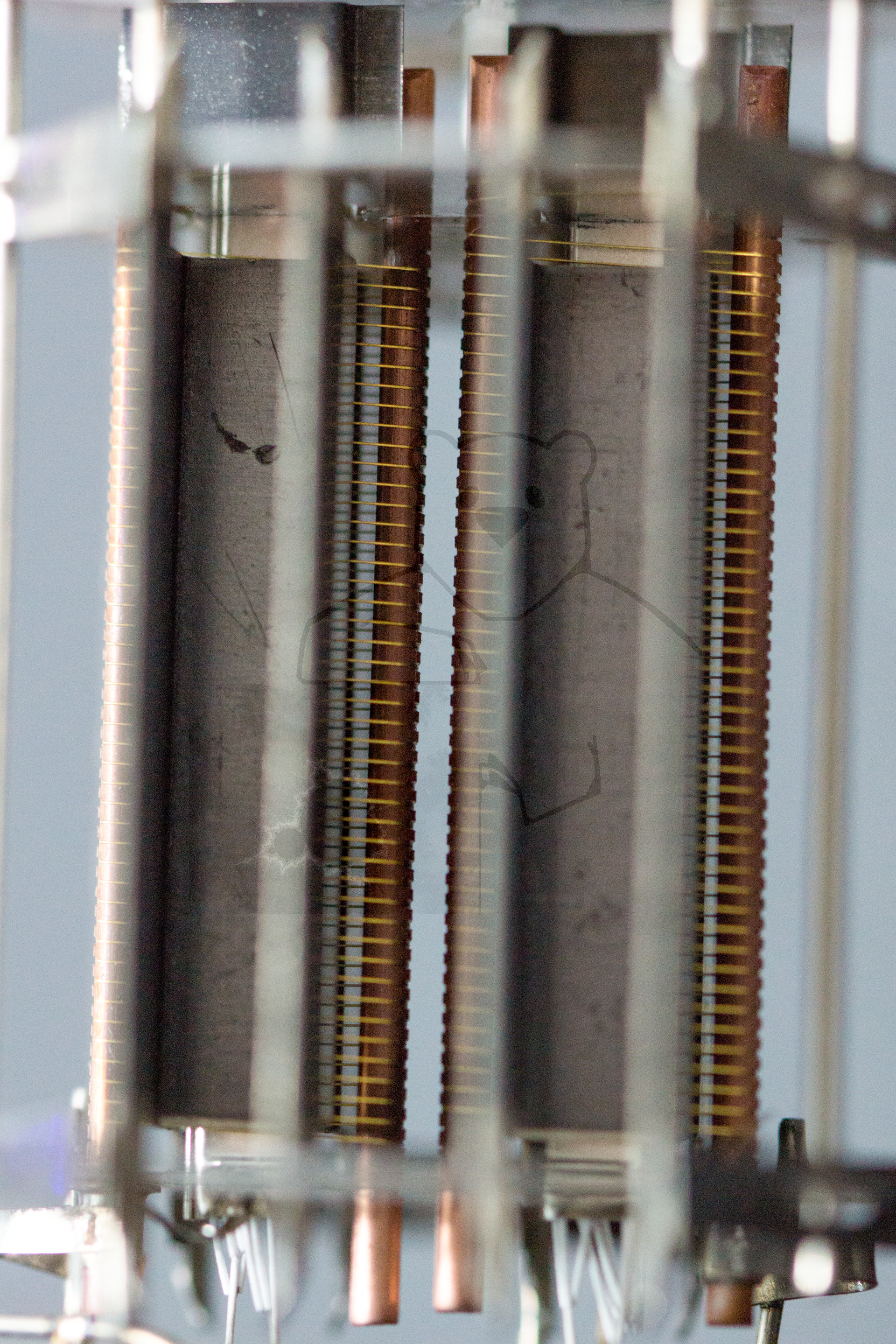Makroaufnahme 6082 Gitter und Anoden