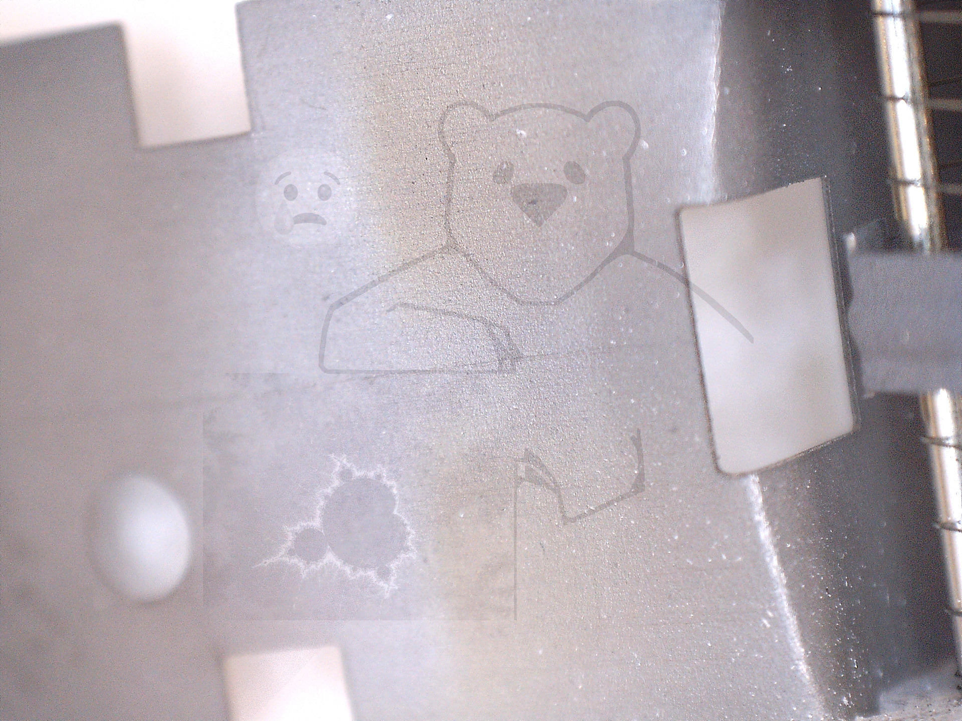 Makroaufnahme EF184 (Tfk) Abschirmung mit Belag