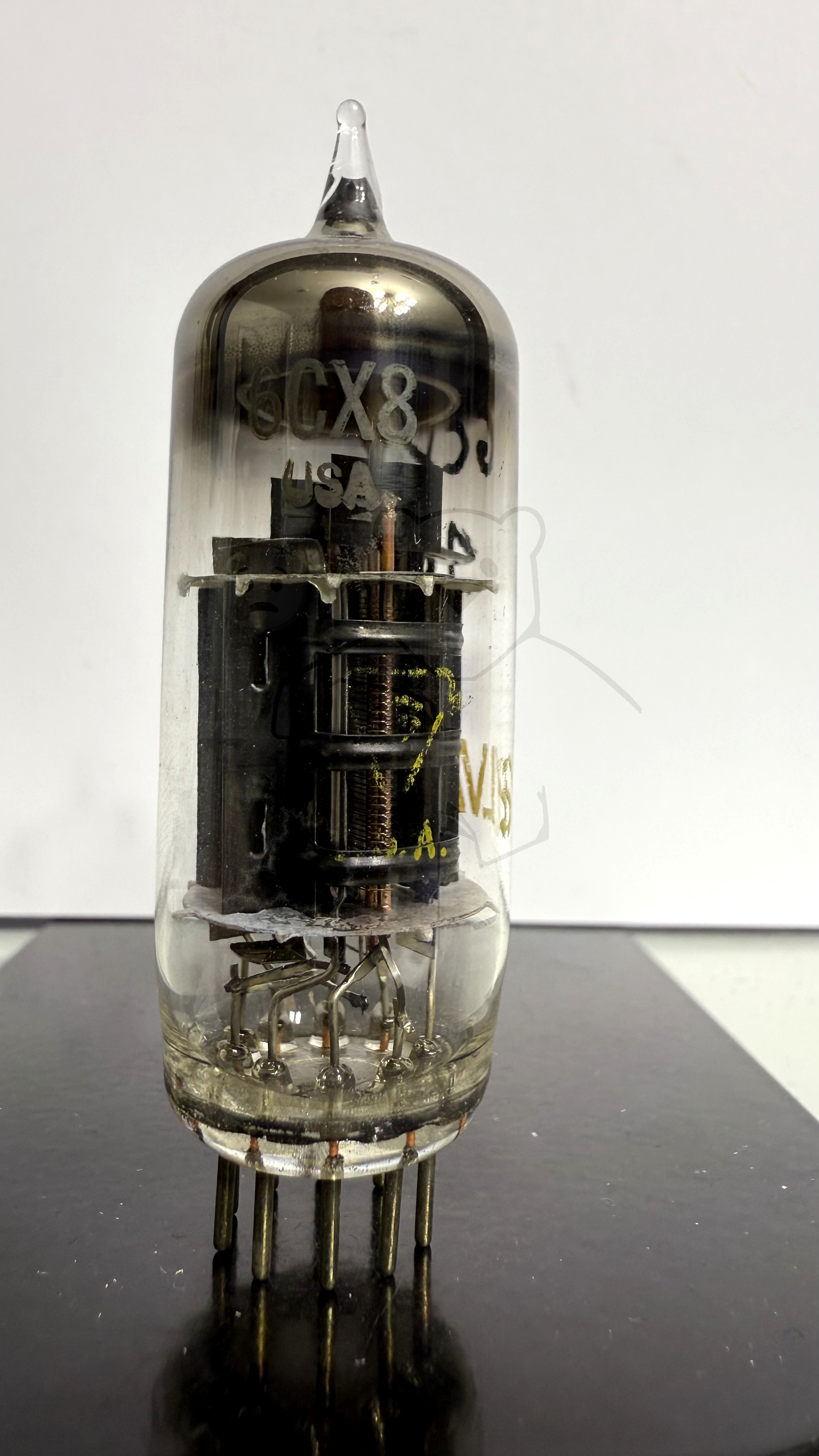 Röhre 6CX8 #1020 Bild 1