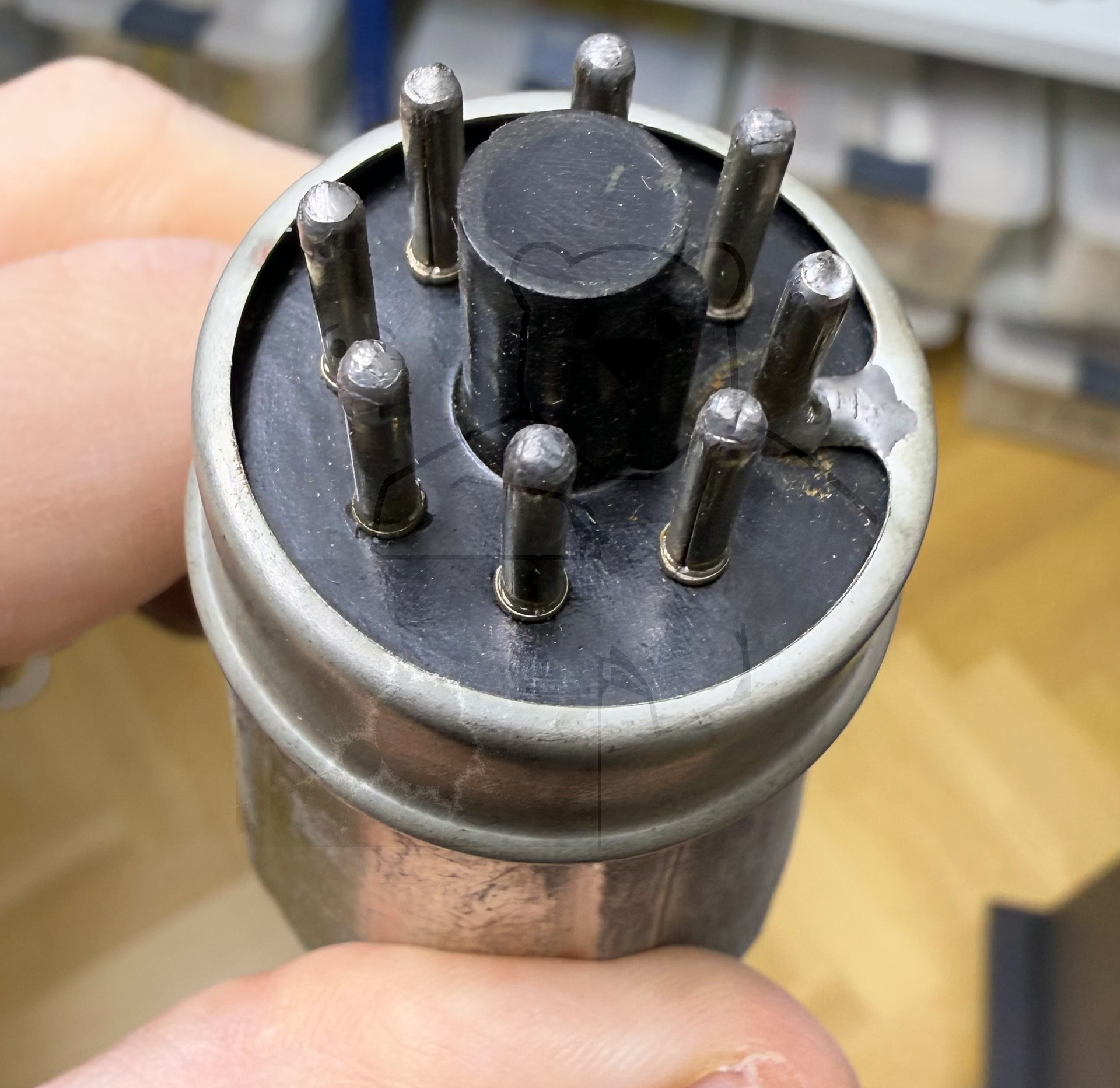 Röhre 6J9SG #7849 Mit Abschrimung Bild 3