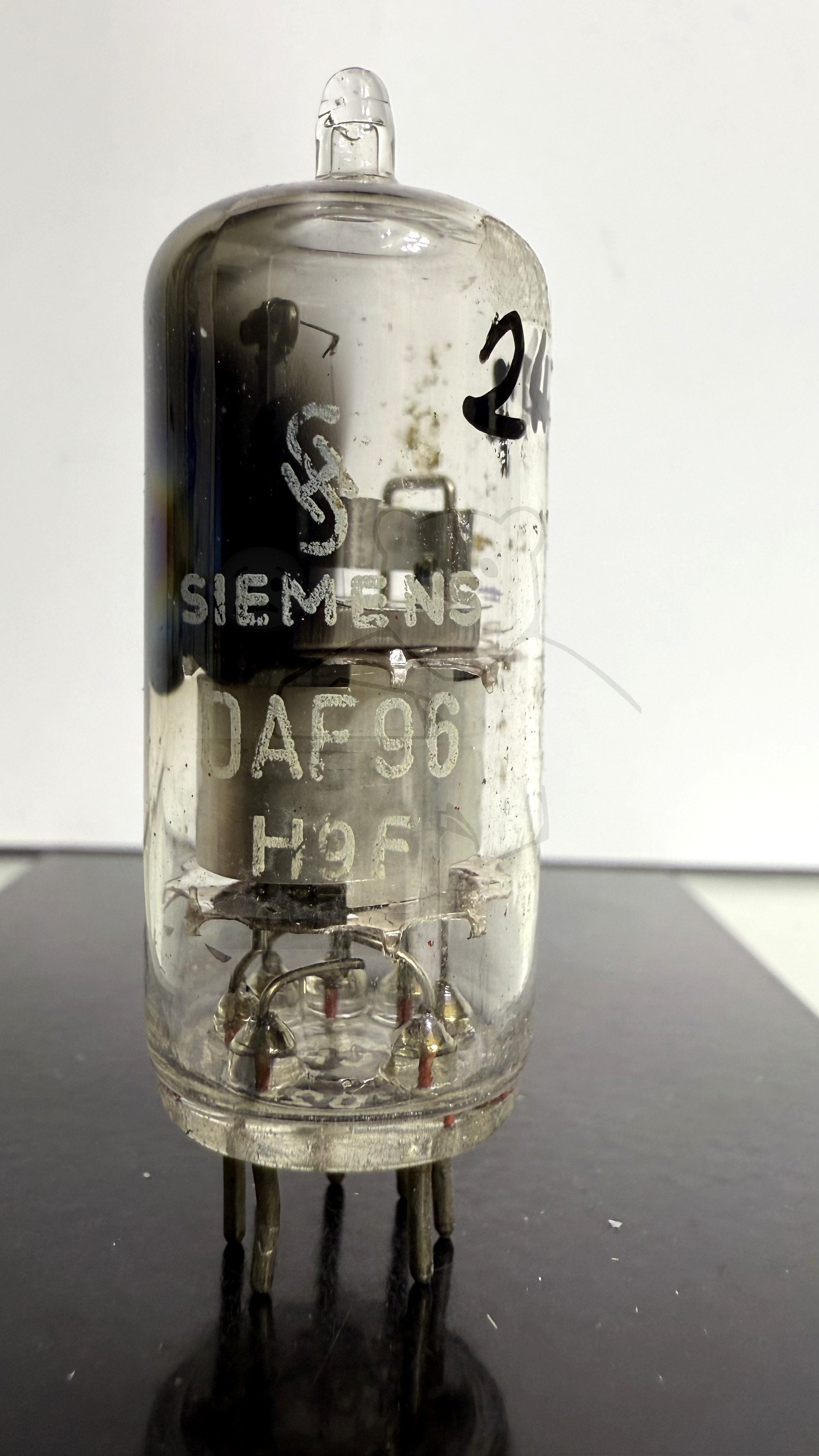Röhre DAF96 #2477 Bild 1