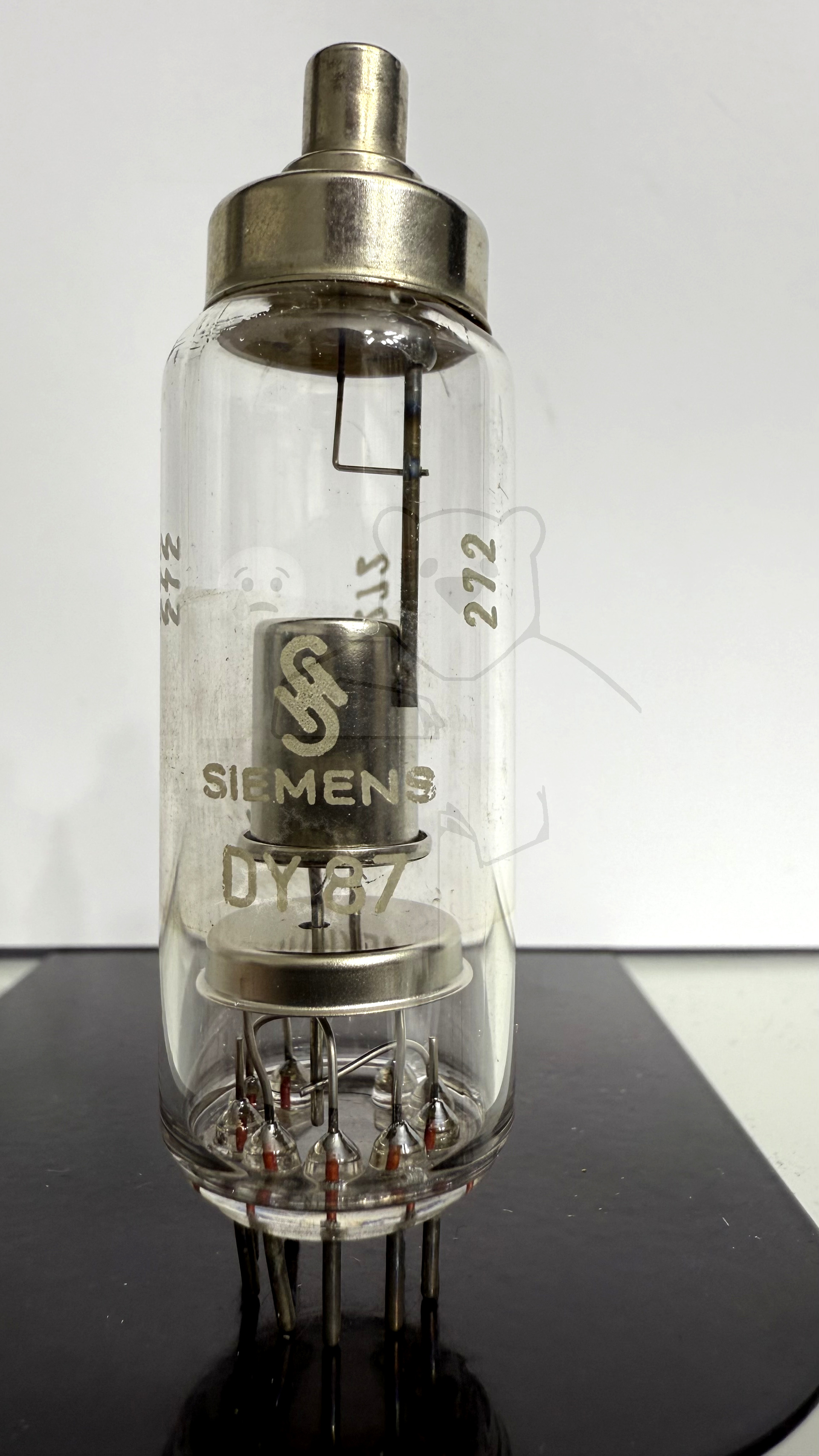 Röhre DY87 #6917 Bild 1