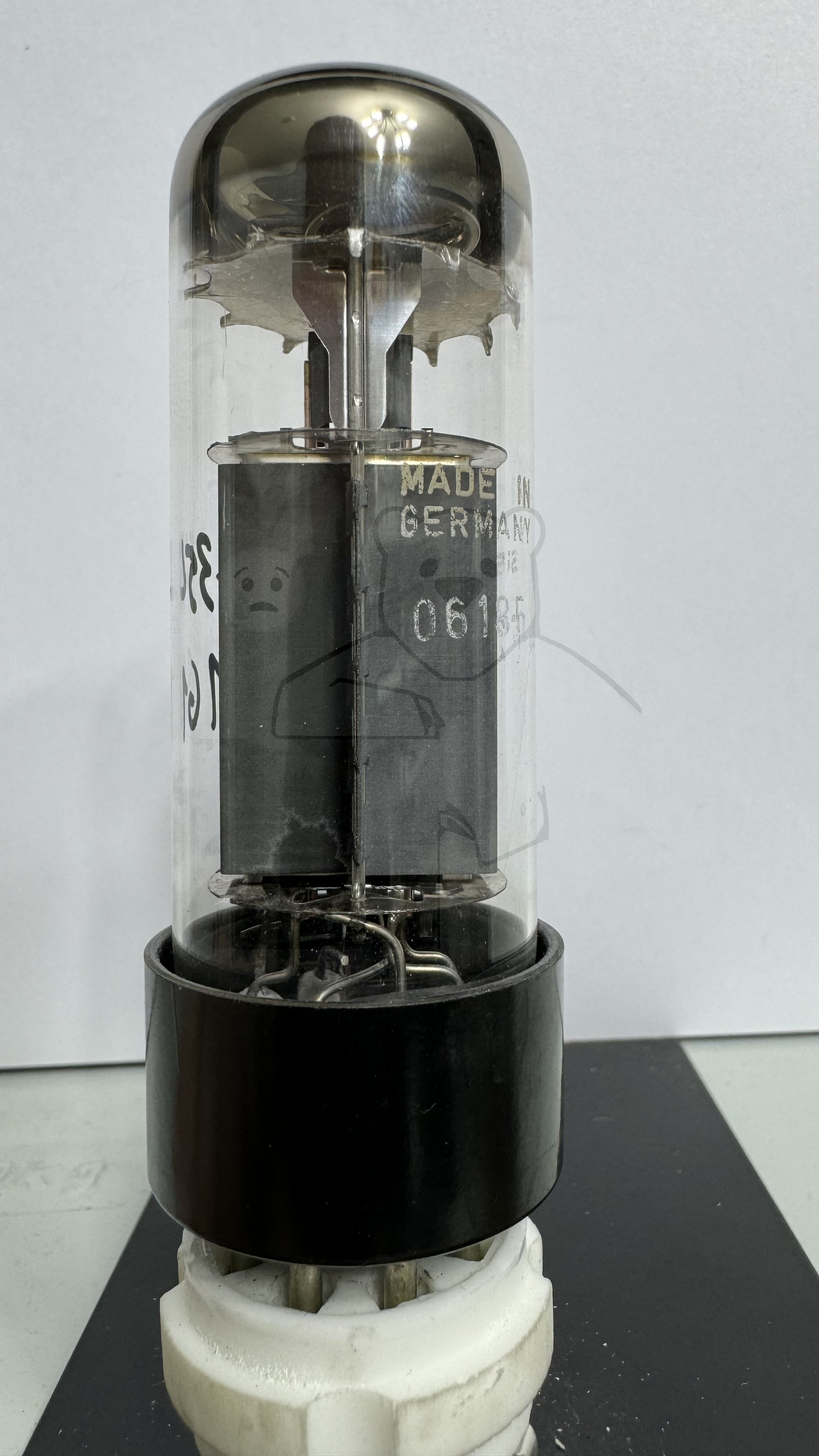 Röhre E235L #3161 Bild 1