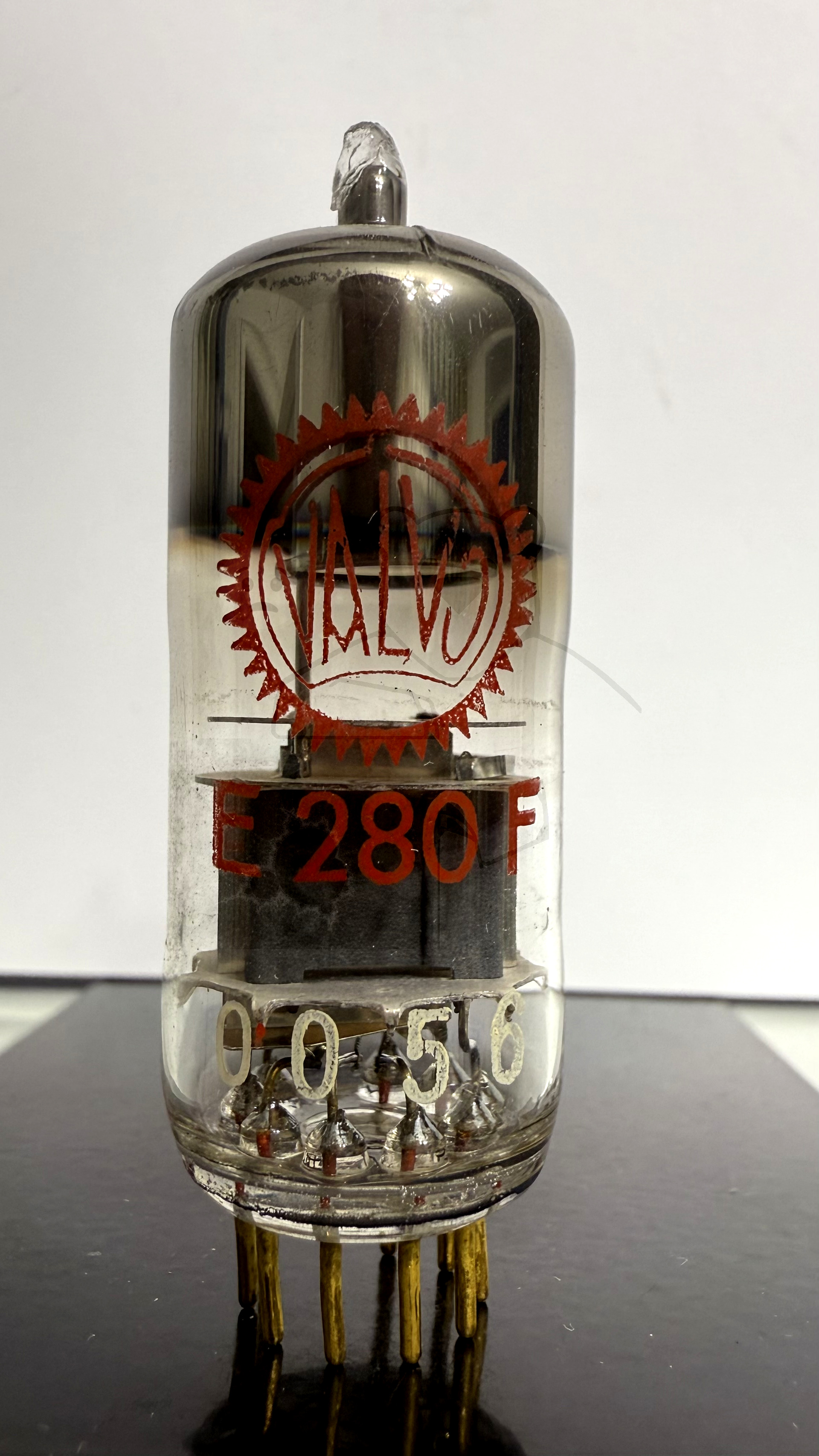 Röhre E280F #1084 Bild 1