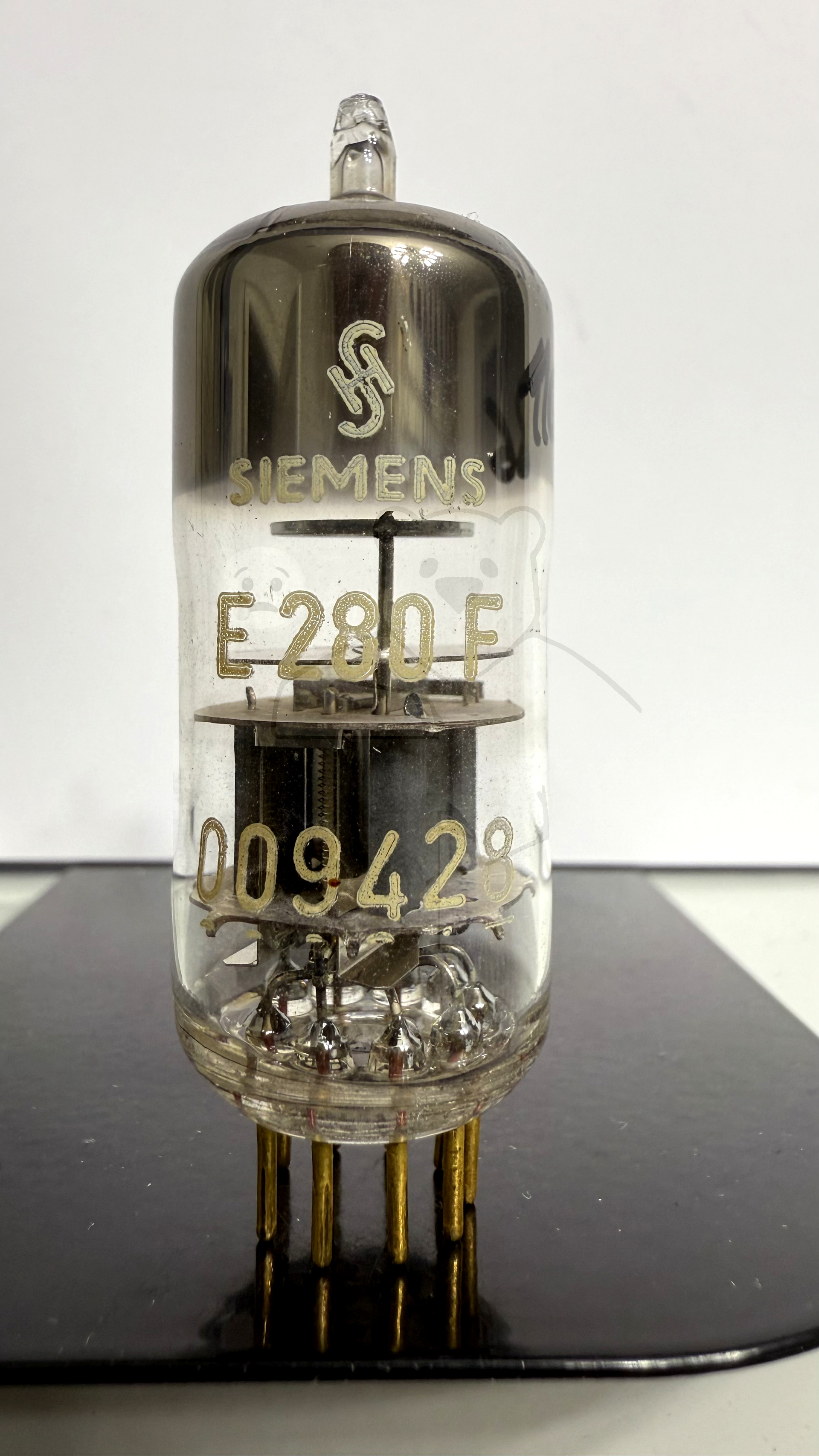 Röhre E280F #1086 Bild 1