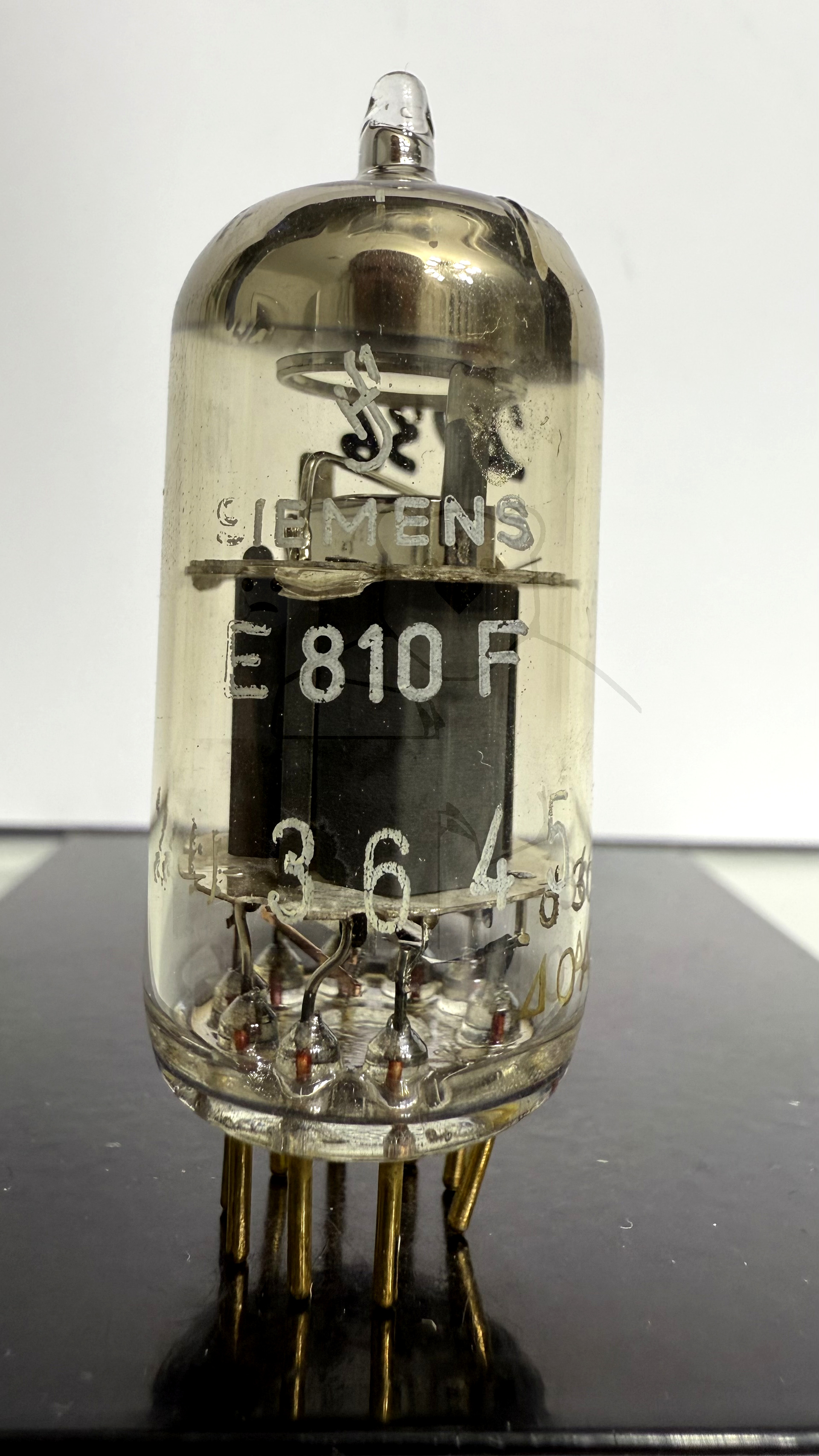 Röhre E810F #2036 Bild 1