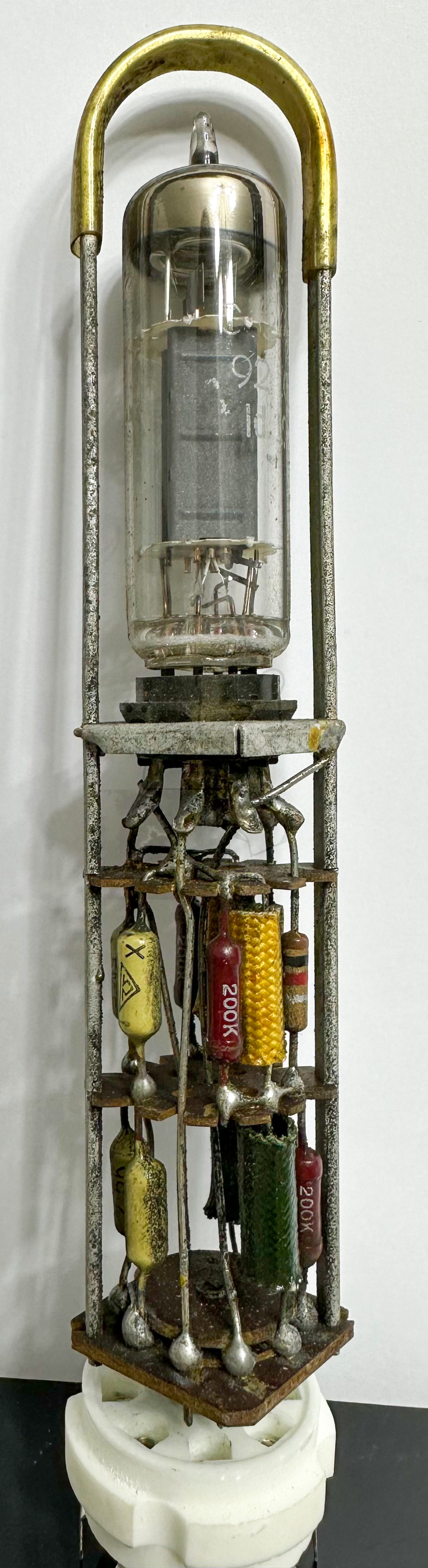 Röhre E92CC #7532 in einem Computermodul Bild 3