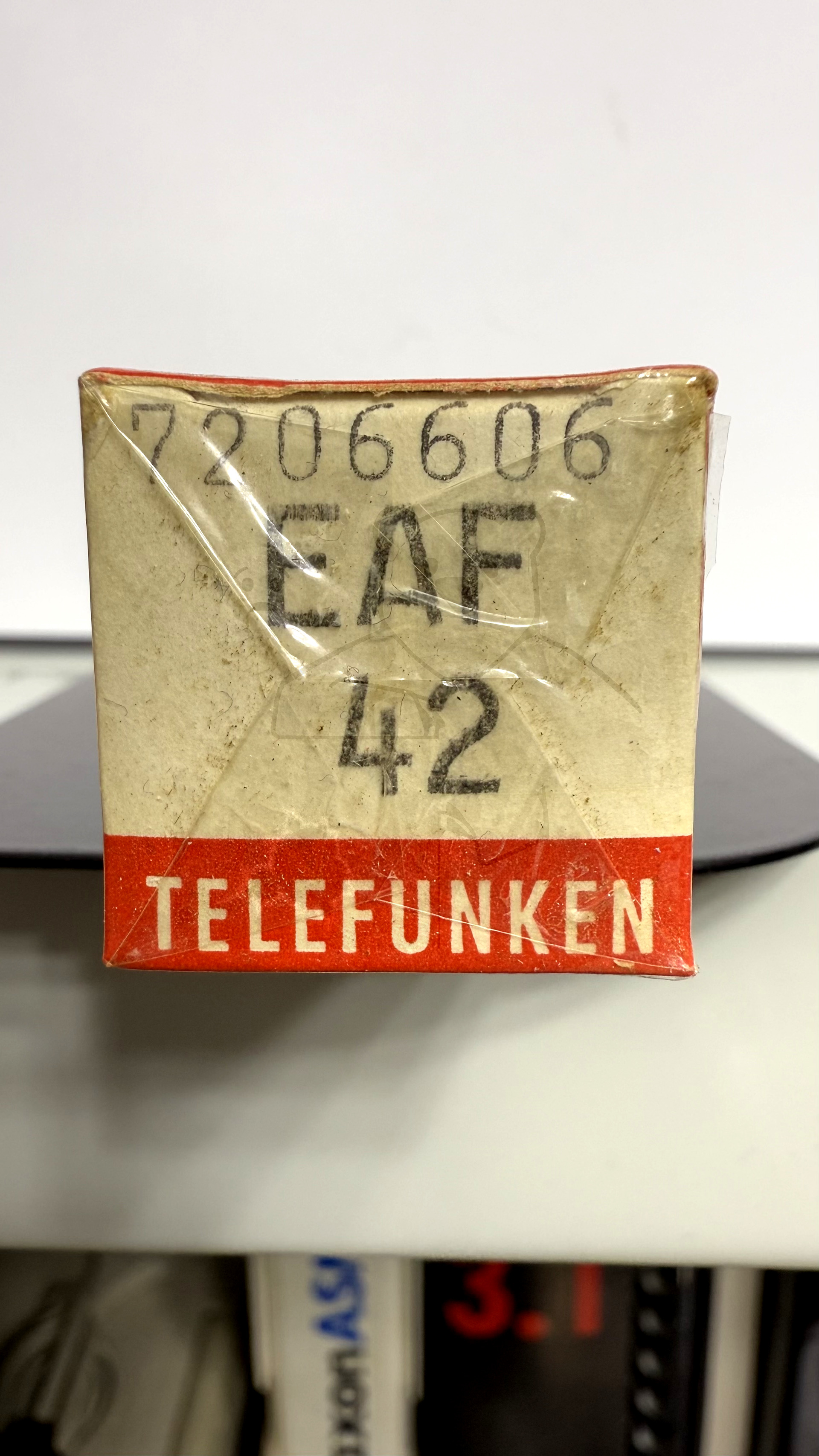 Röhre EAF42 #5949 Verpackung Bild 3