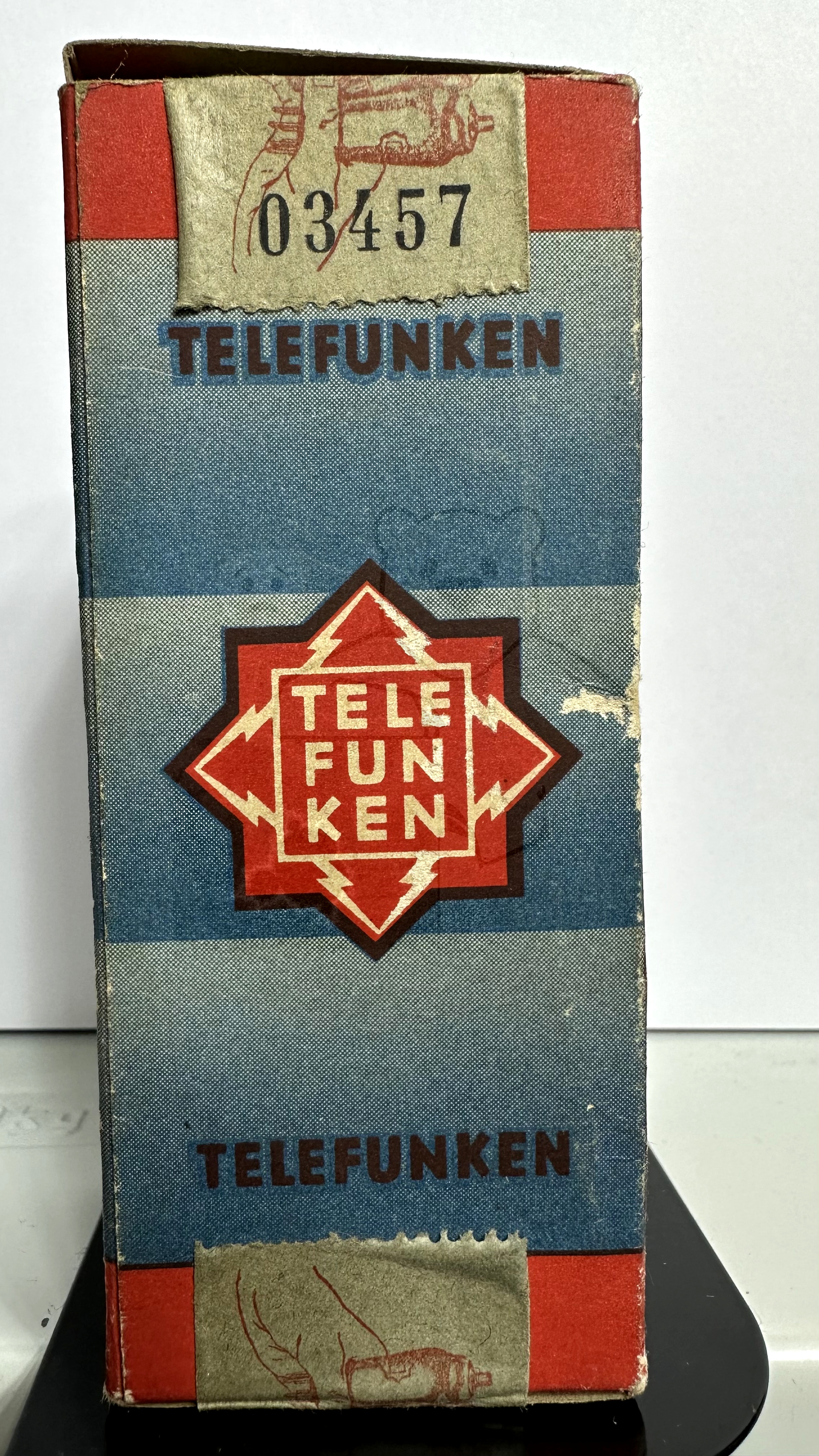 Röhre EB2 #5886 Verpackung Bild 1