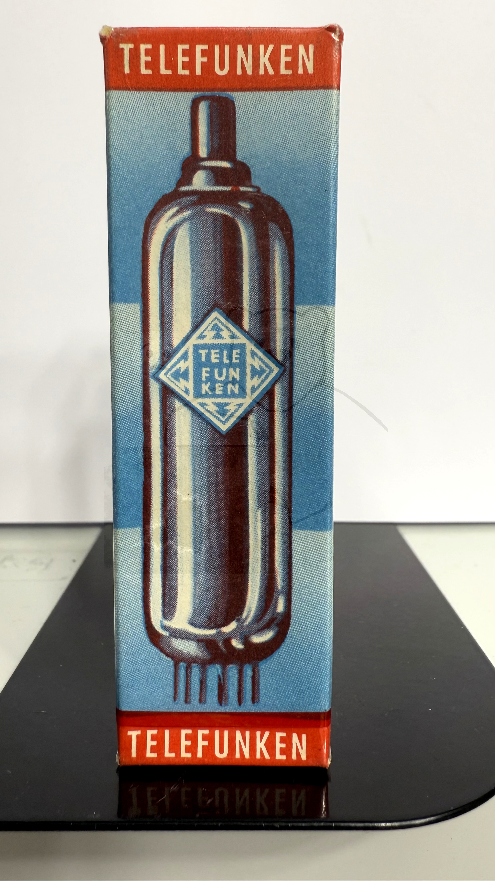 Röhre ECF80 #5943 Verpackung Bild 1