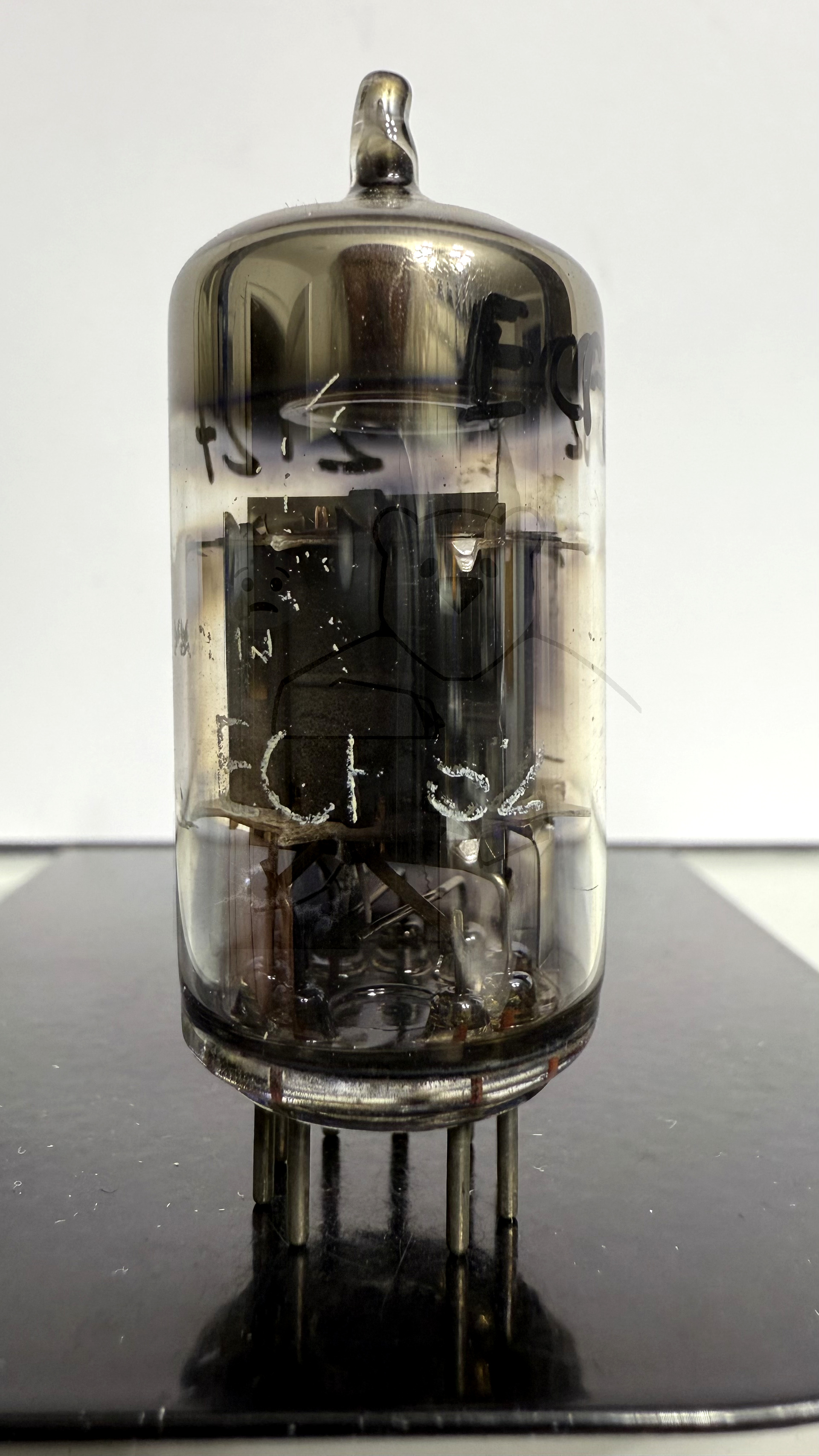 Röhre ECF82 #2127 Bild 1