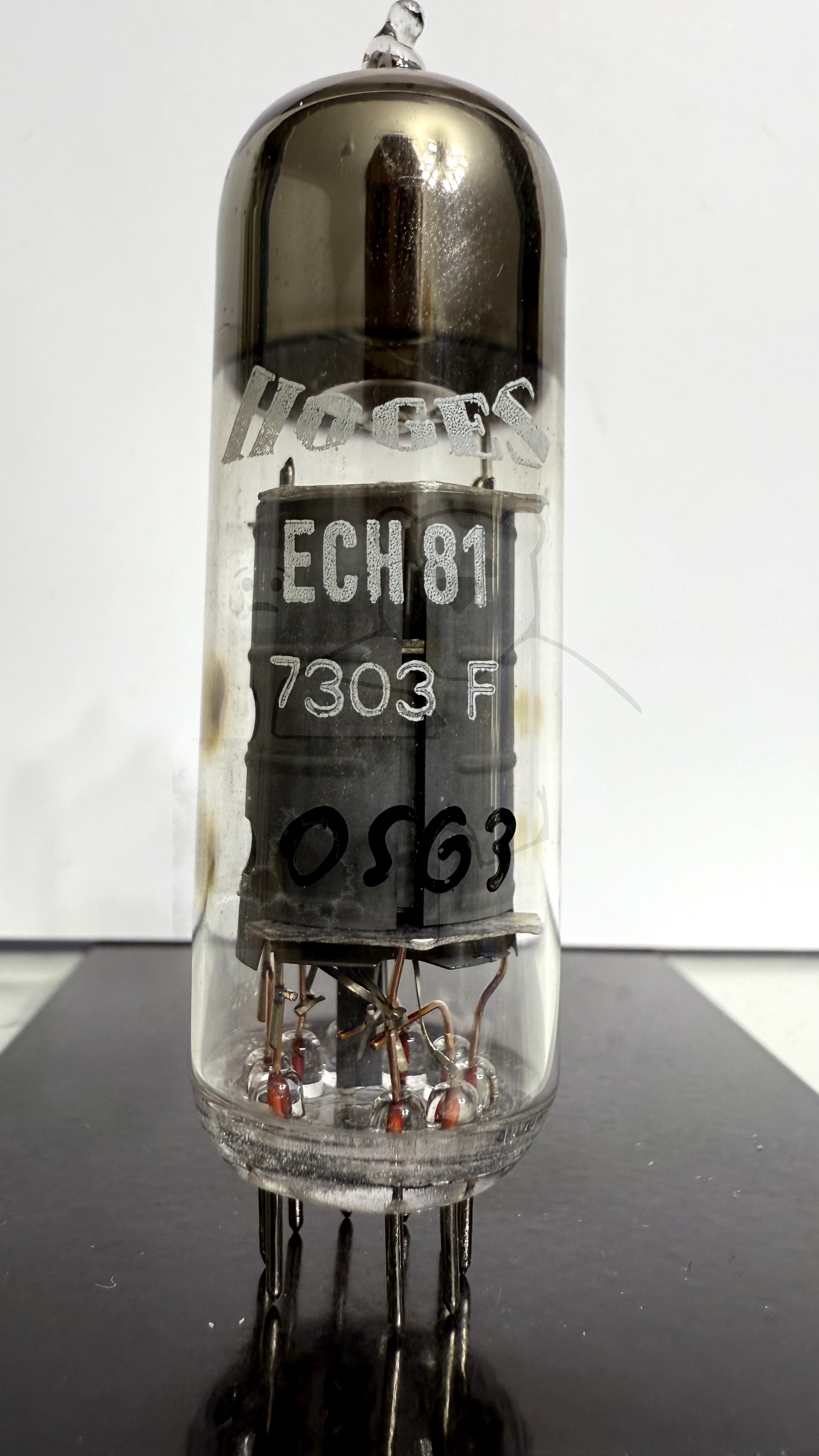 Röhre ECH81 #0563 'Besonders hohe Kolbenform' Bild 1
