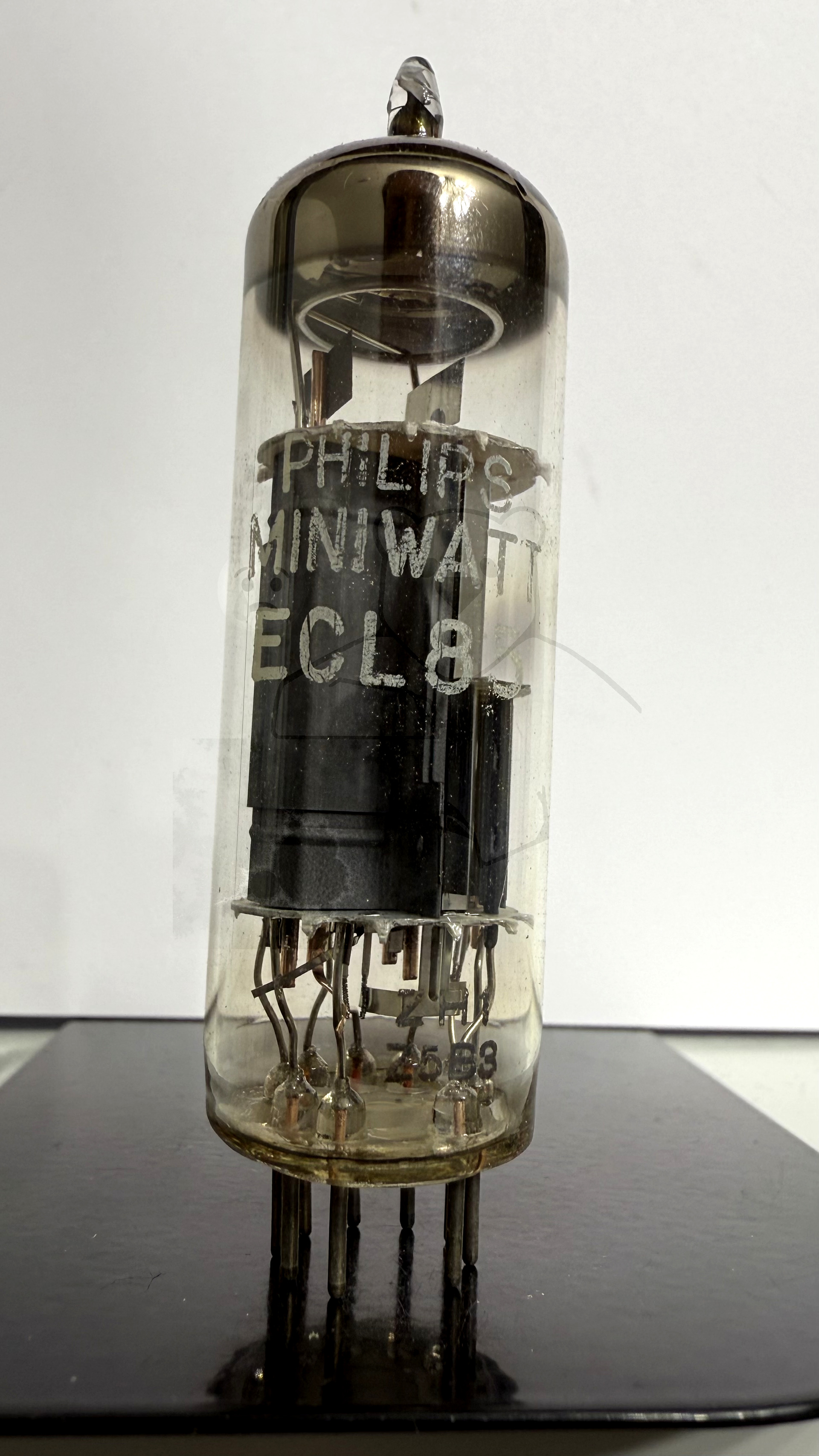 Röhre ECL85 #7043 Bild 1